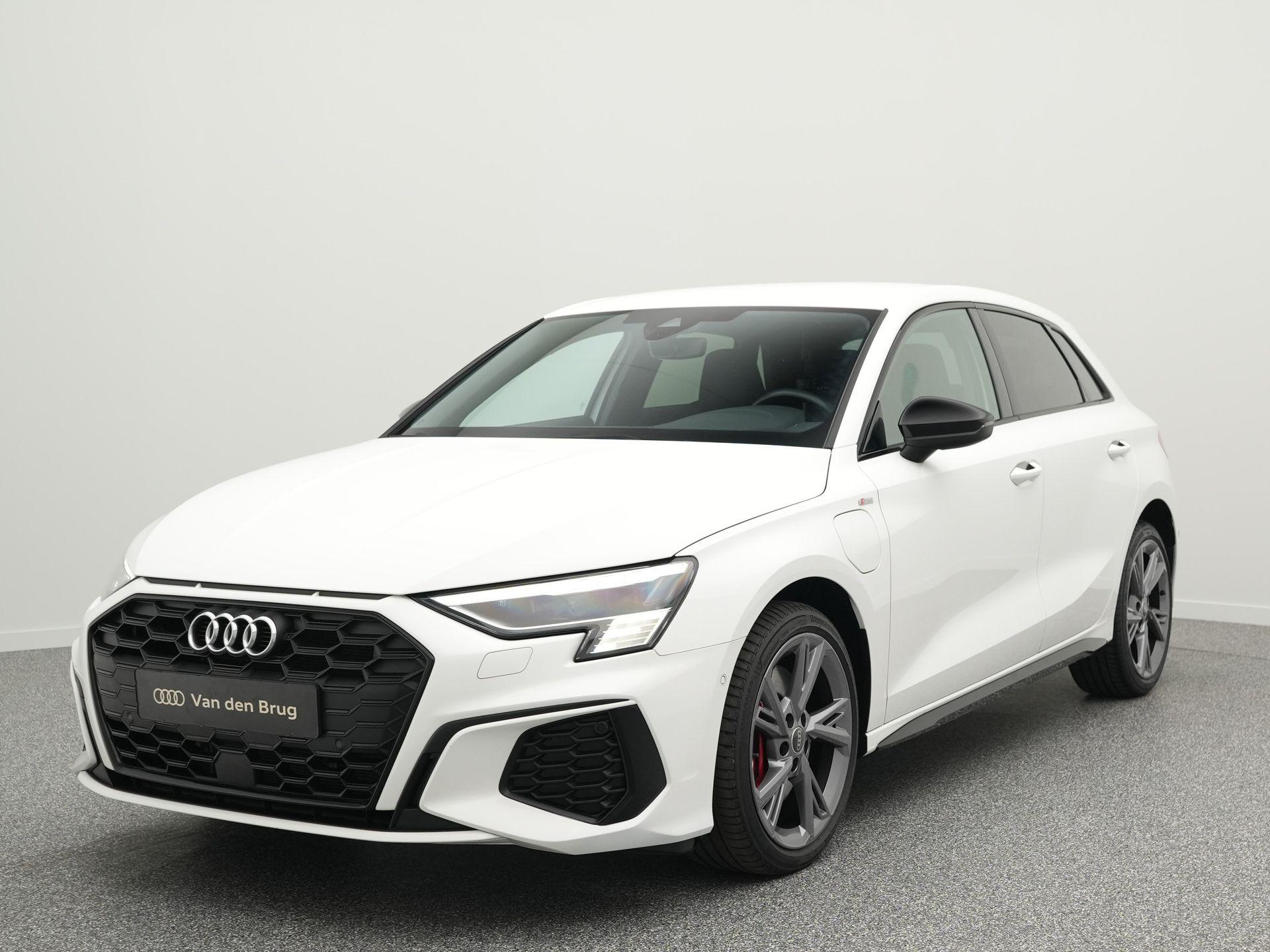 Audi A3 Sportback 45 TFSI e 245 PK S edition Competition