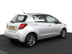 Toyota Yaris 1.3 VVT-i Dynamic - Afbeelding 2
