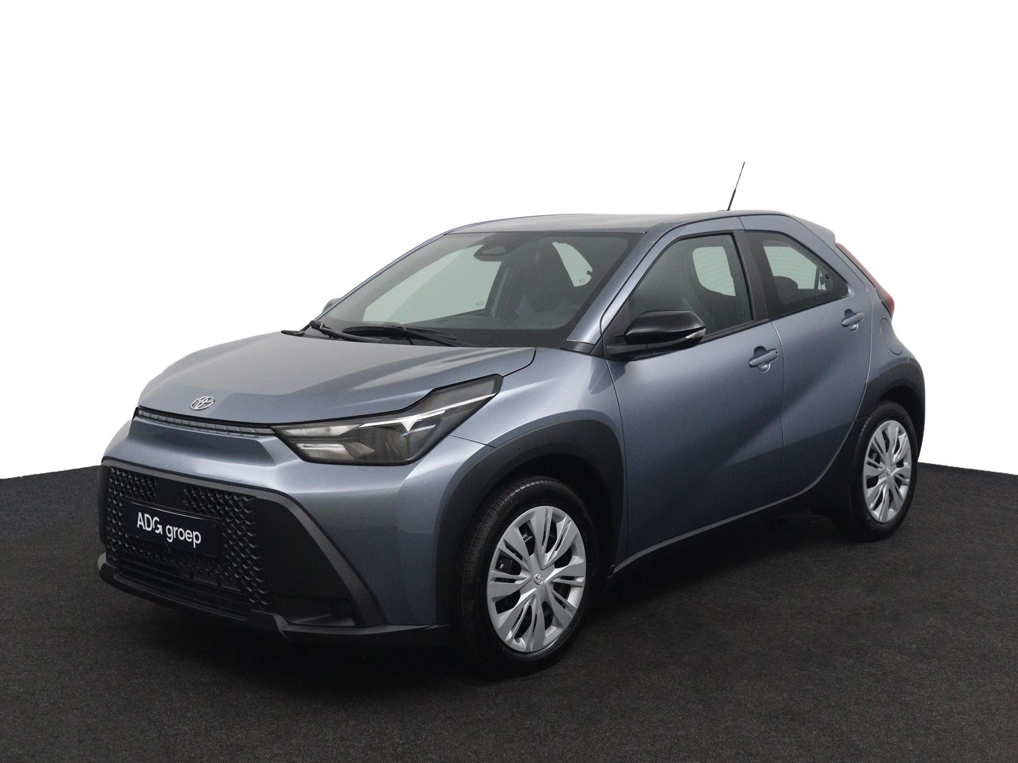 Toyota Aygo X Hybrid 115 play