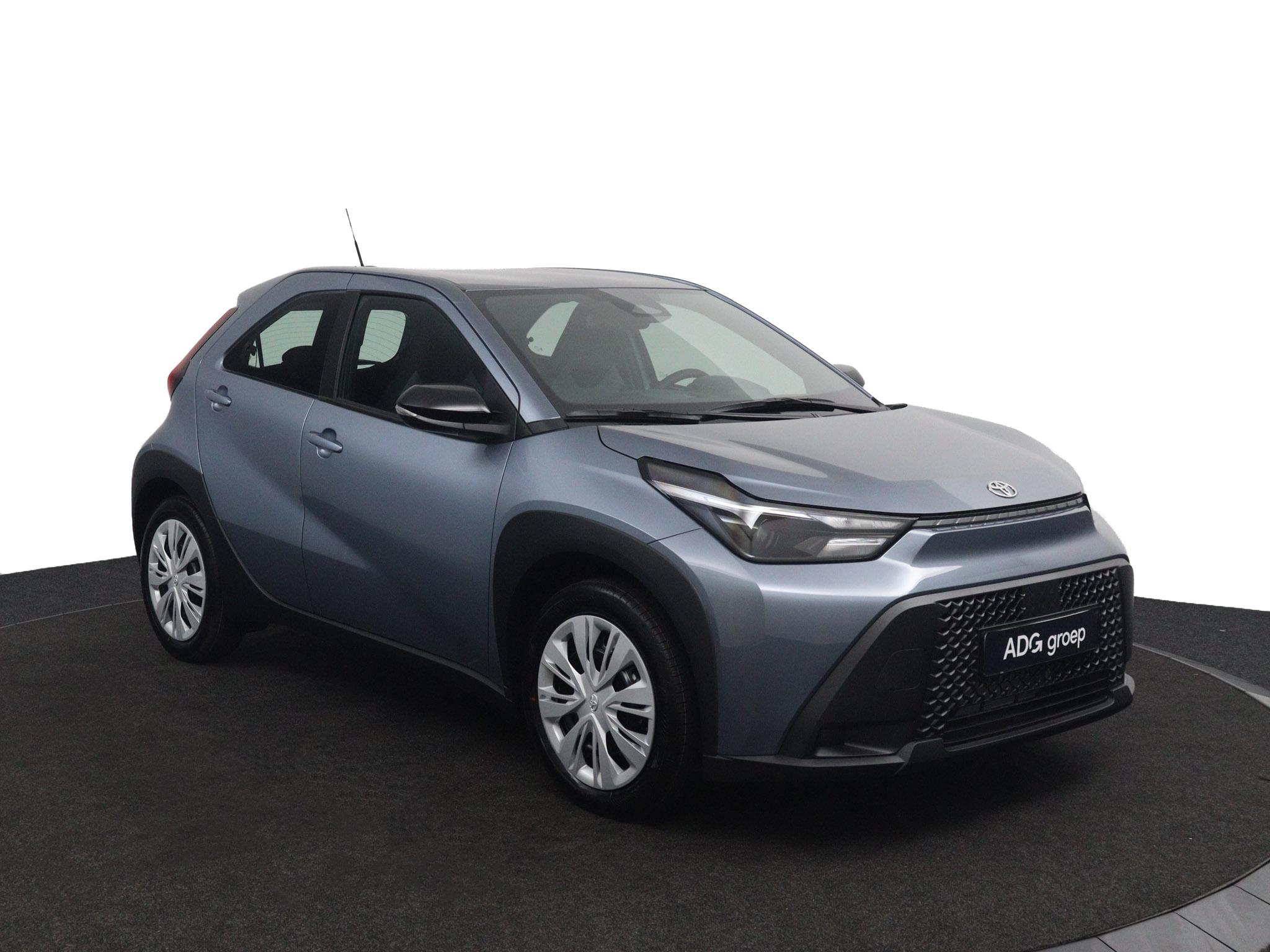 Toyota Aygo X Hybrid 115 play - Afbeelding 2