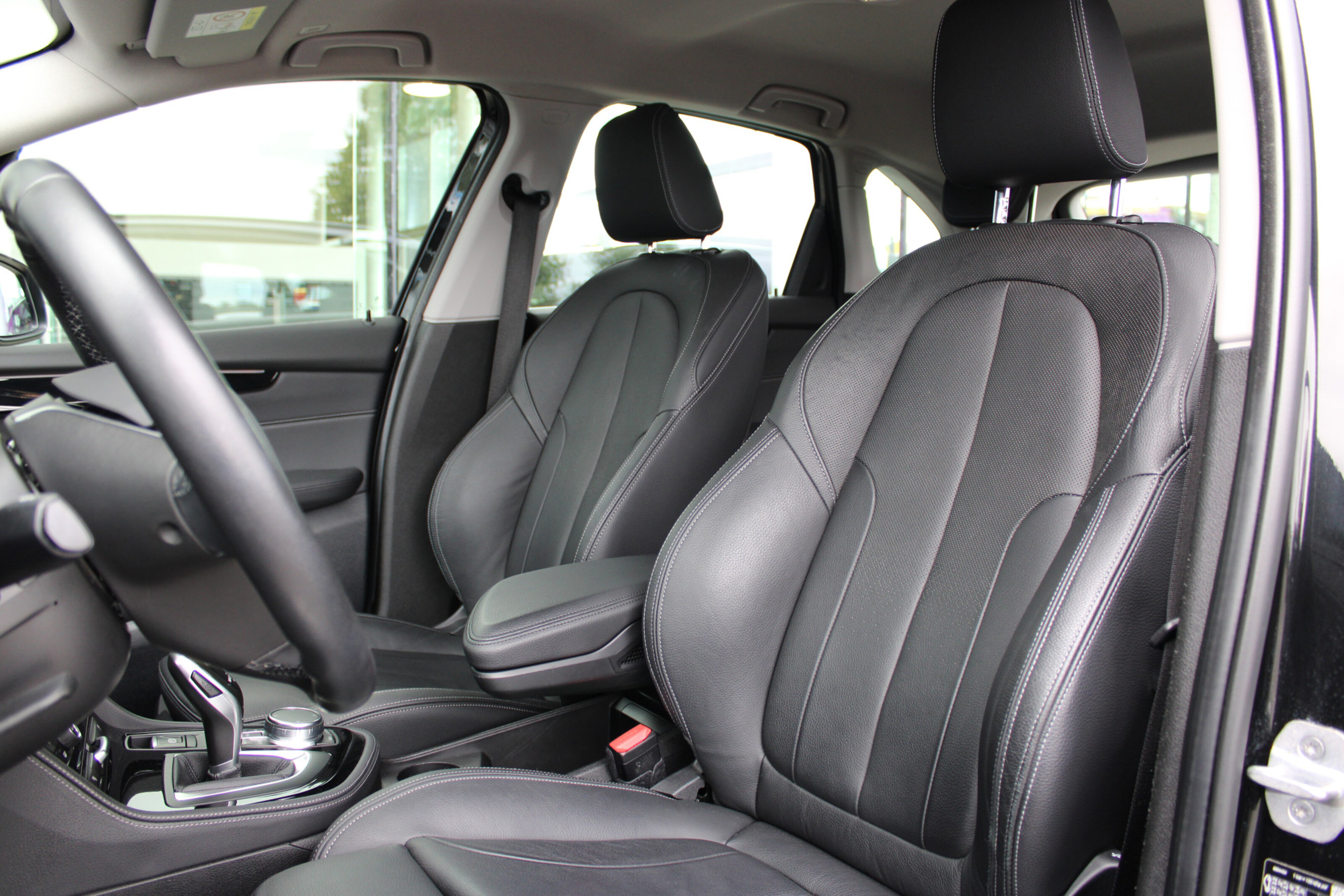 BMW 2 Serie Active Tourer 218i High Executive Sport Line Automaat