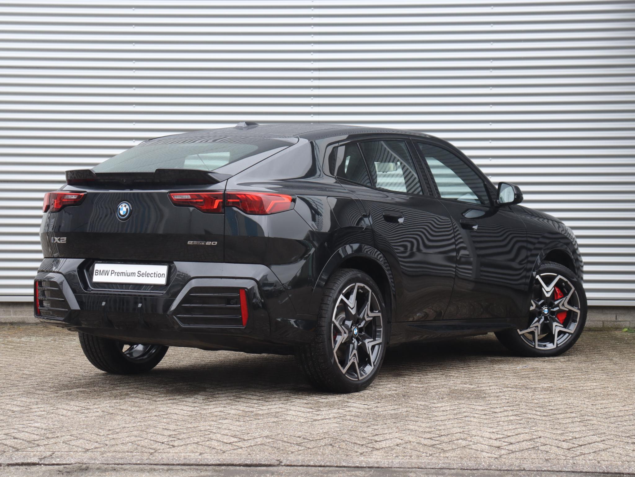 BMW iX2 eDrive20 - Afbeelding 2