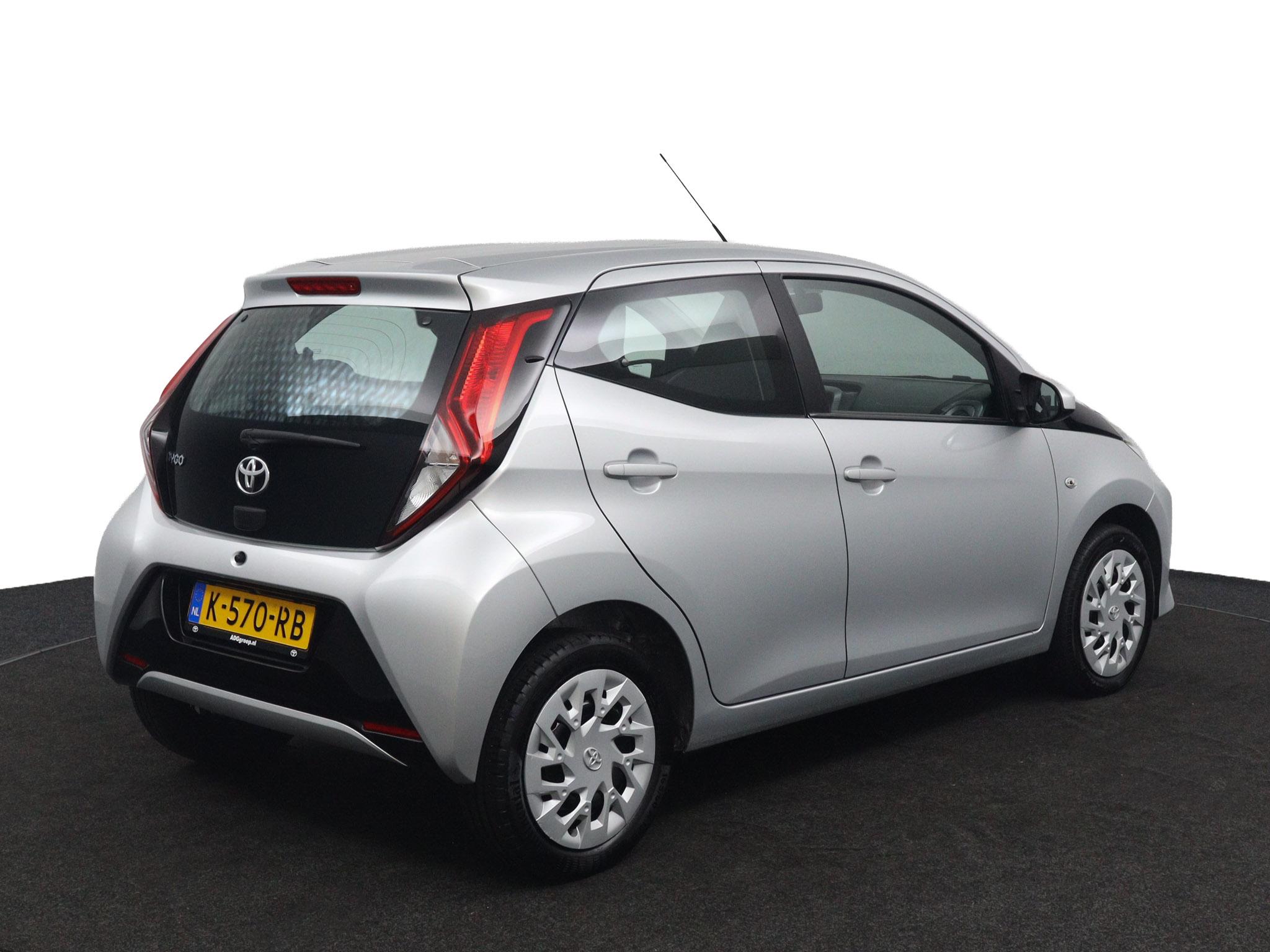 Toyota Aygo 1.0 VVT-i x-play - Afbeelding 2