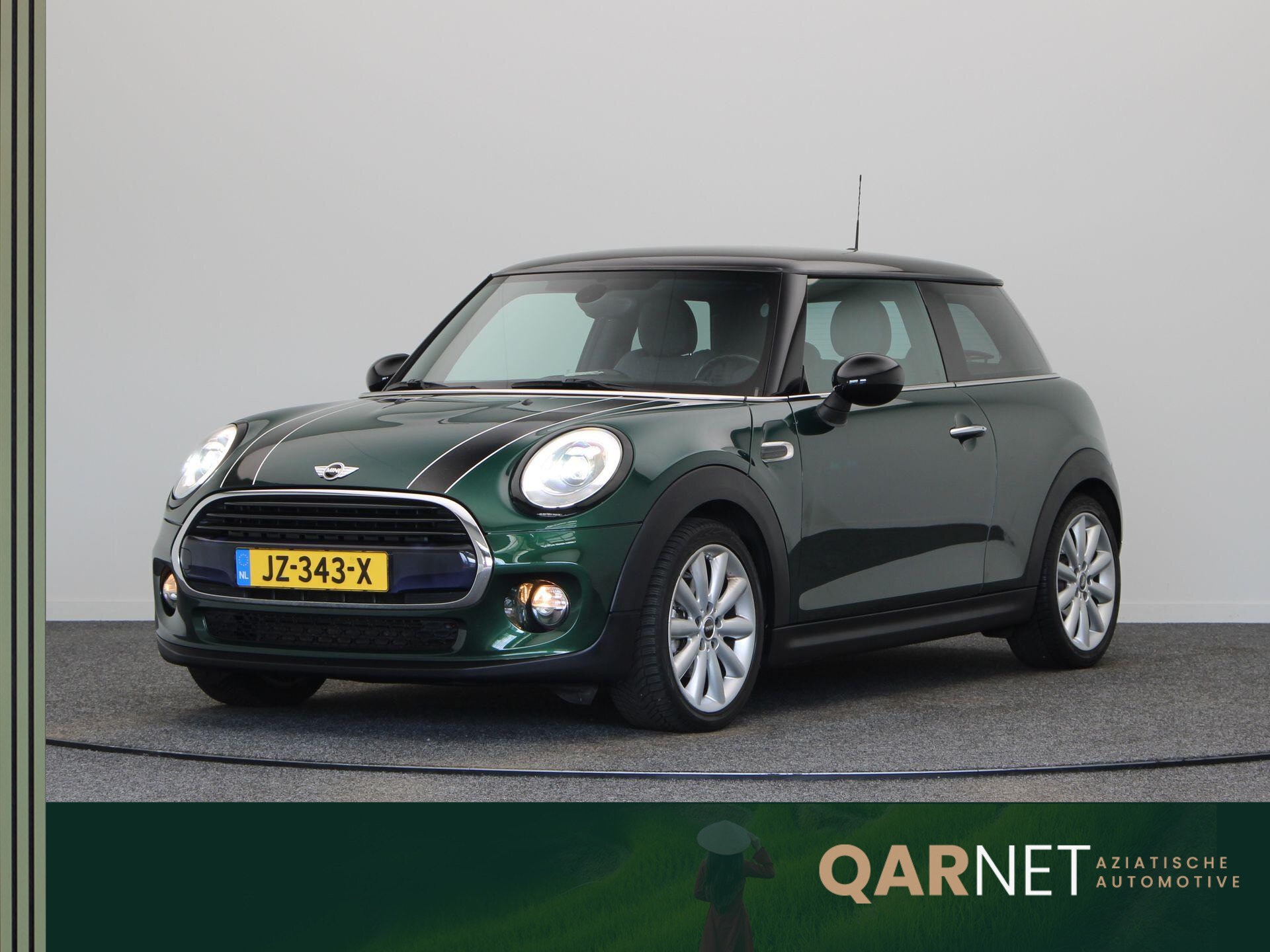 MINI 3-Deurs 1.5 Cooper Serious Business