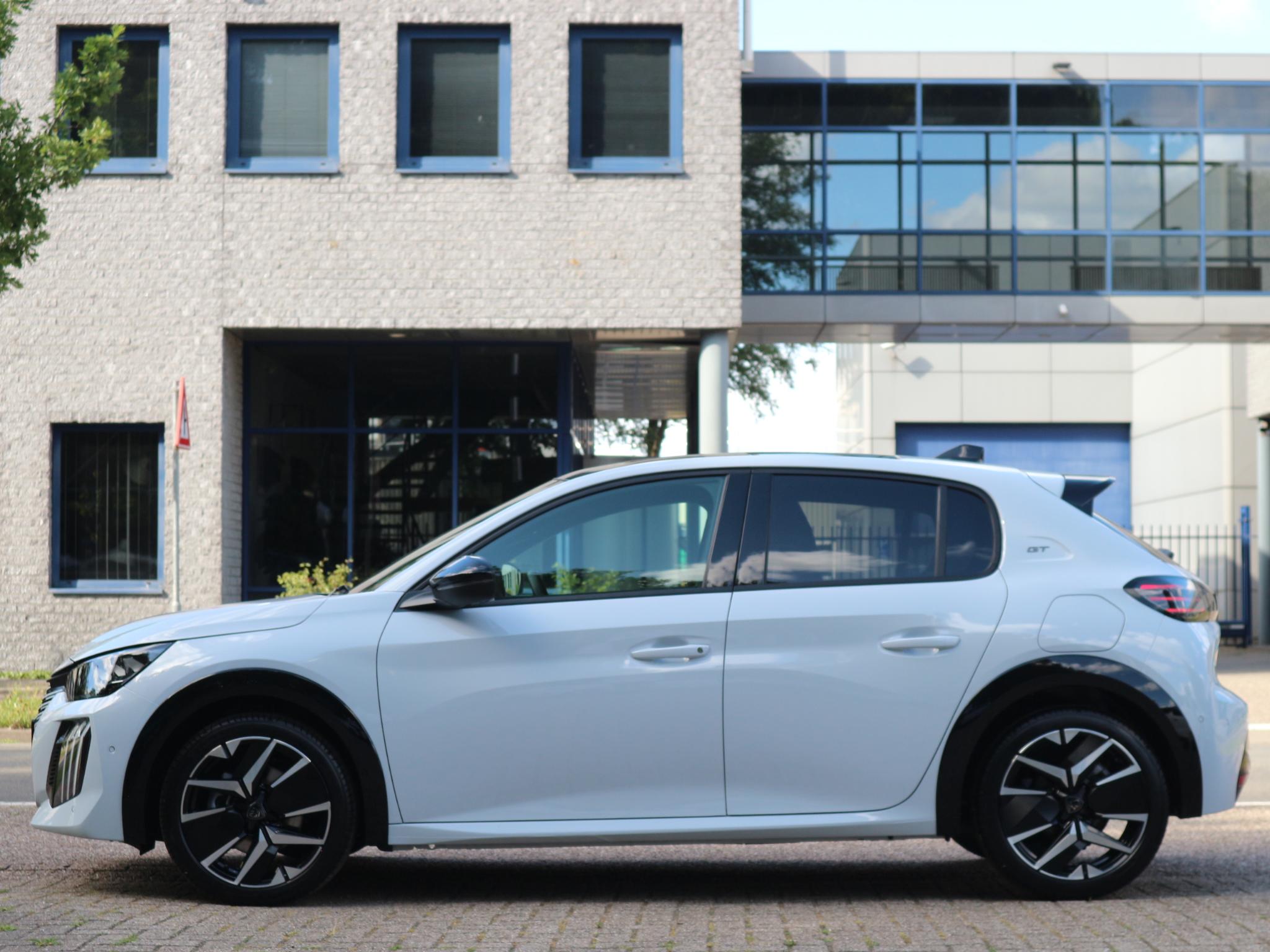 Peugeot 208 1.2 Hybrid 145 e-DCS6 GT - Afbeelding 2