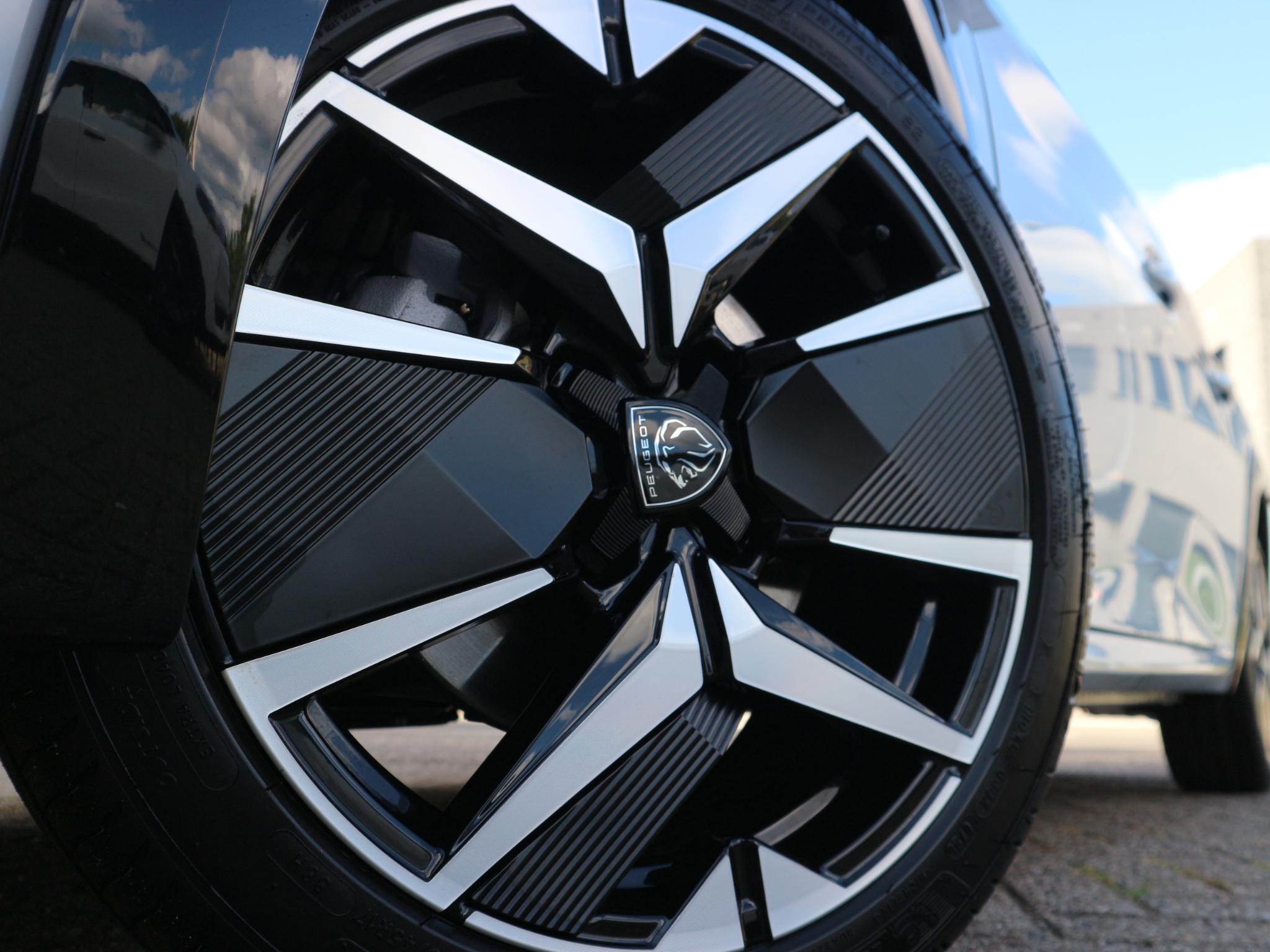 Peugeot 208 1.2 Hybrid 145 e-DCS6 GT - Afbeelding 4