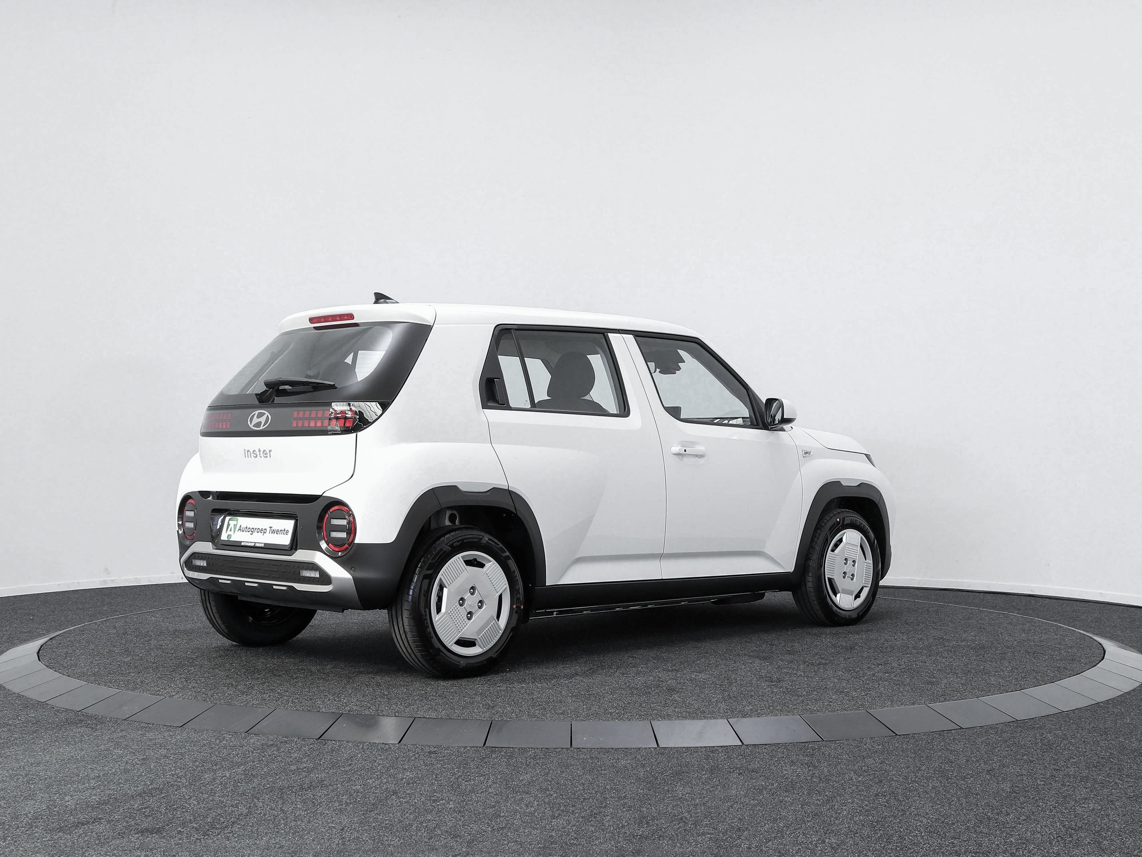 Hyundai Inster Electric 49 kWh E-Motion - Afbeelding 2