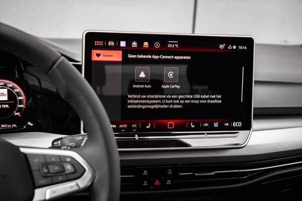 Apple Carplay/Android Auto