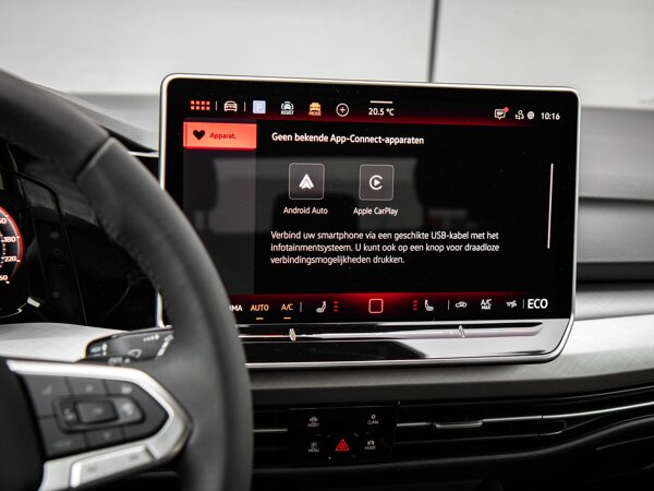 Apple Carplay/Android Auto Apple Carplay/Android Auto