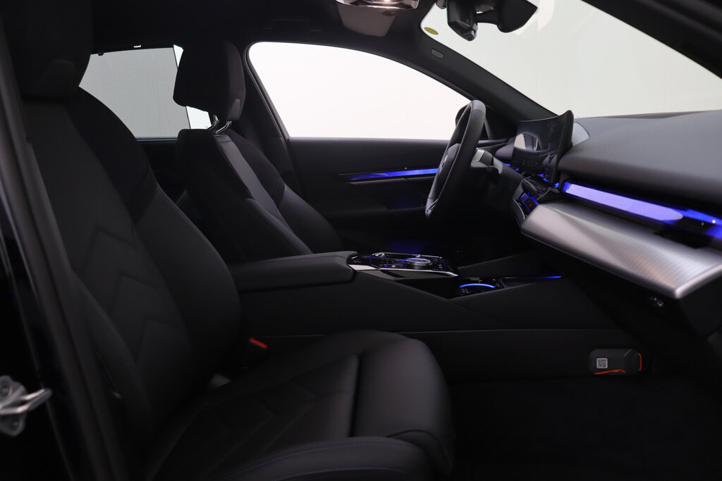 BMW i5 19
