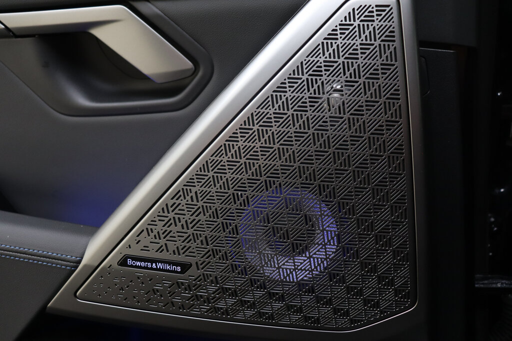 BMW i5 30