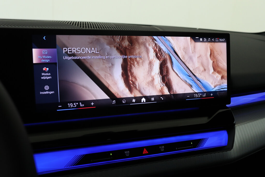 BMW i5 37