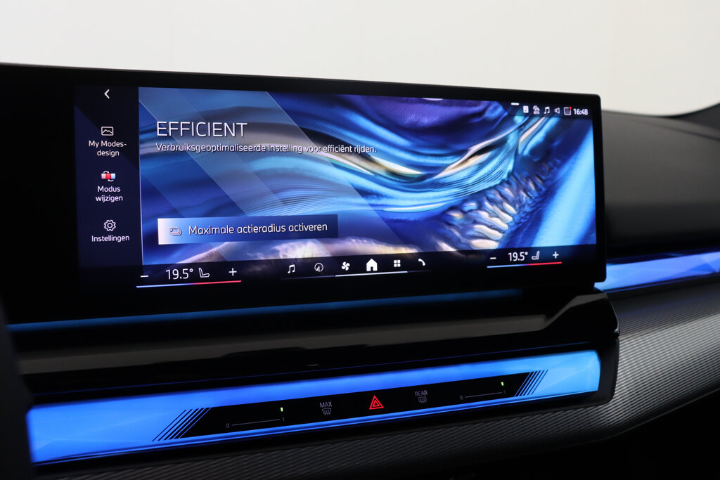 BMW i5 41