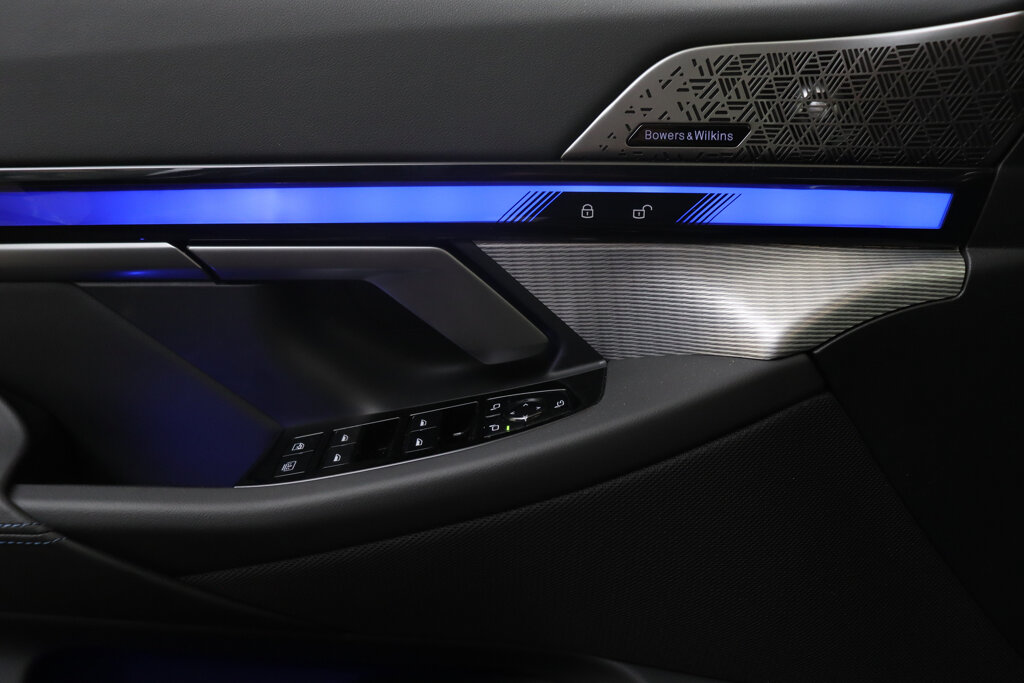BMW i5 45