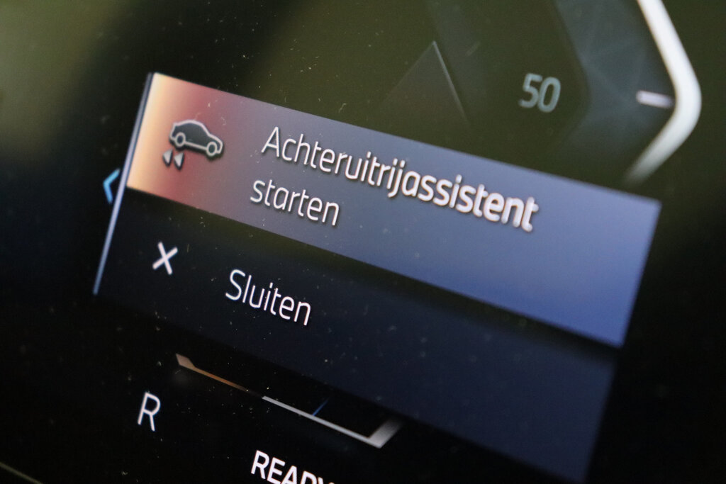 BMW i5 60