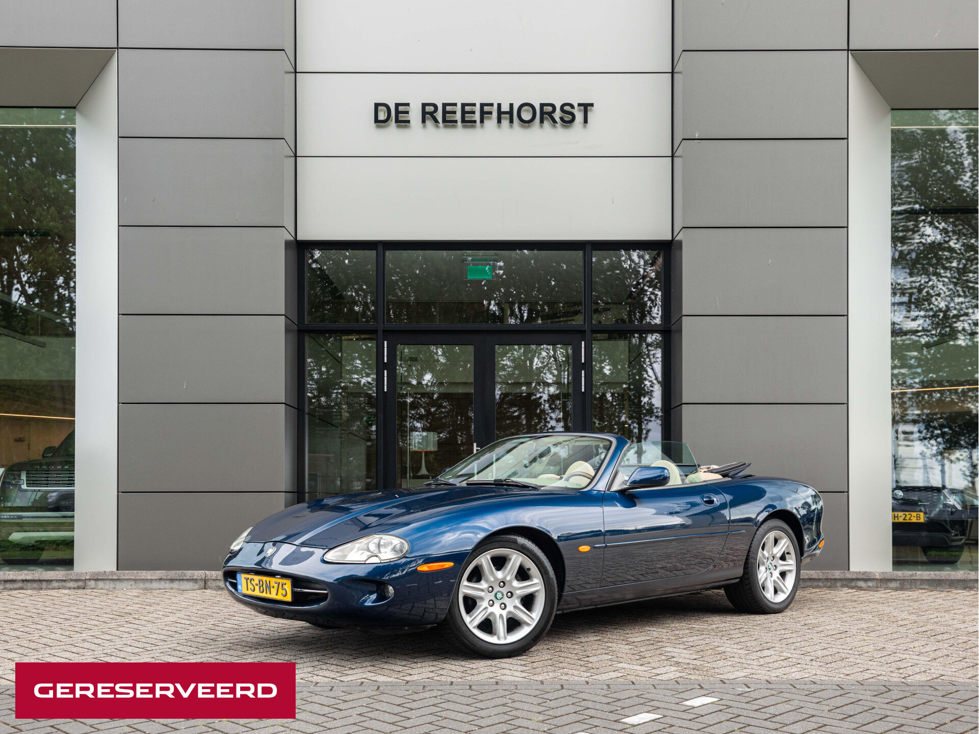 Jaguar XK XK8 4.0 V8 Convertible