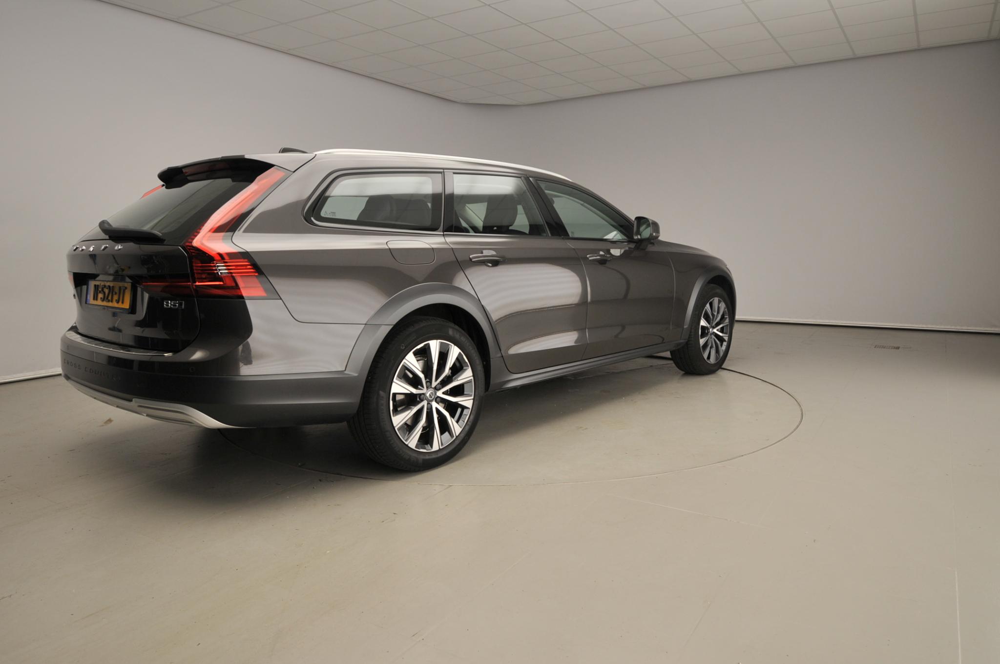Volvo V90 Cross Country 2.0 B5 AWD Pro - Afbeelding 2