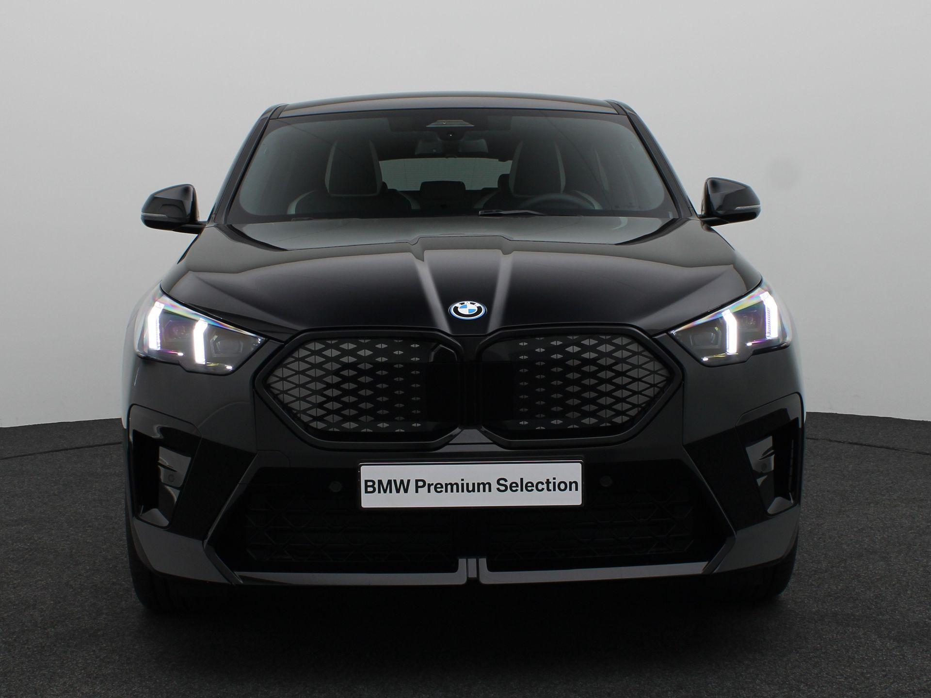 BMW iX2 eDrive20 - Afbeelding 3