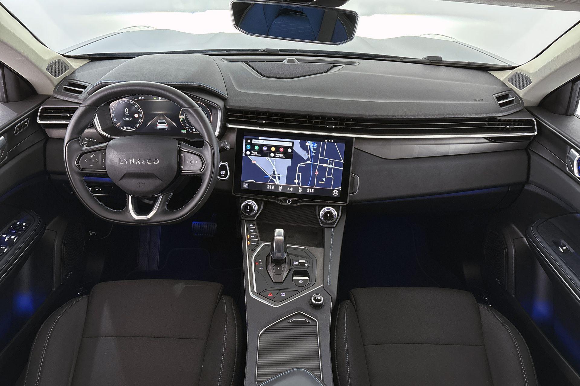 Lynk & Co 01