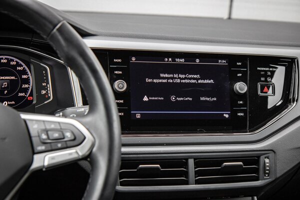 Apple Carplay/Android Auto