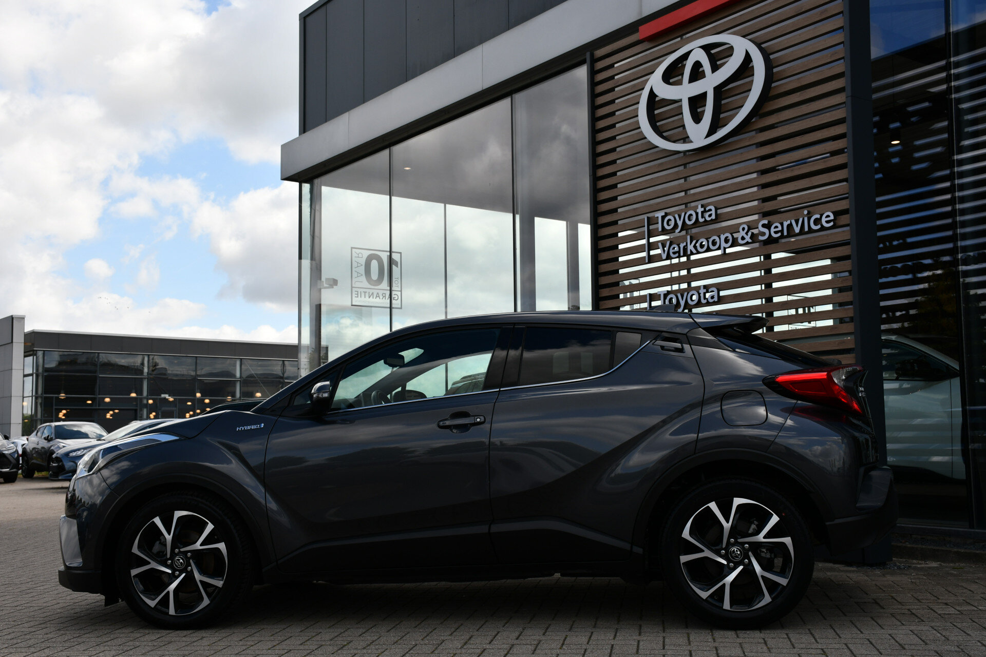 Toyota C-HR 1.8 Hybrid Dynamic Automaat 122pk - Afbeelding 5