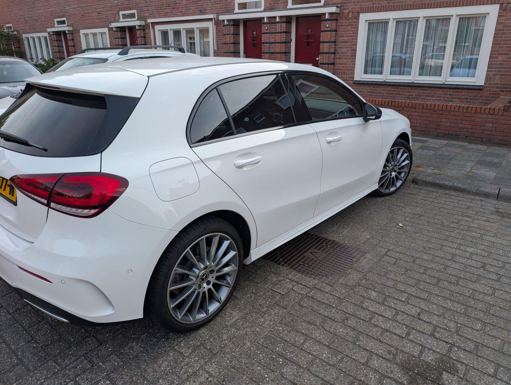 Mercedes-Benz A-Klasse 250 e AMG Line - Afbeelding 4