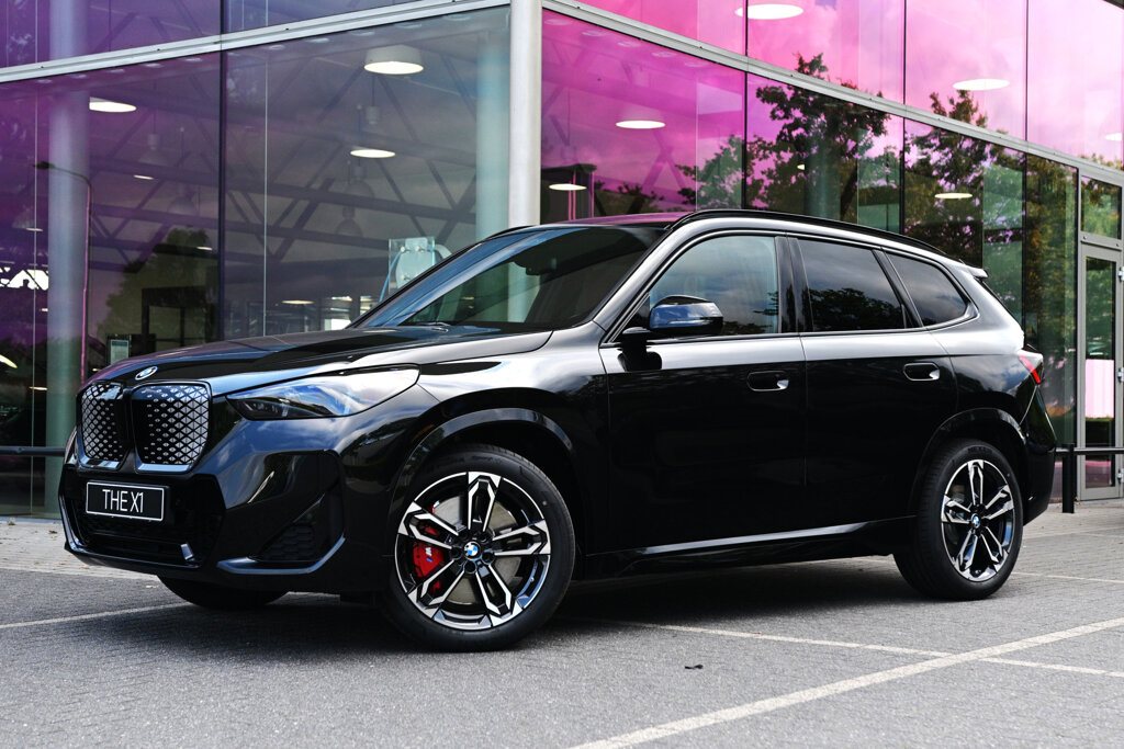 BMW iX1 1