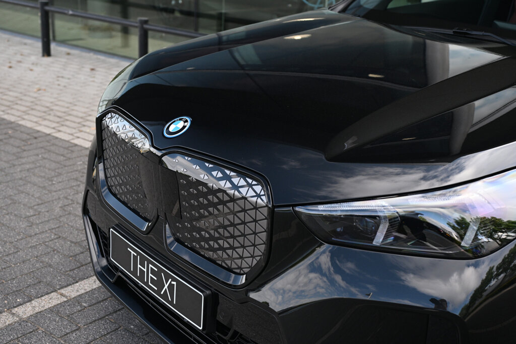 BMW iX1 22