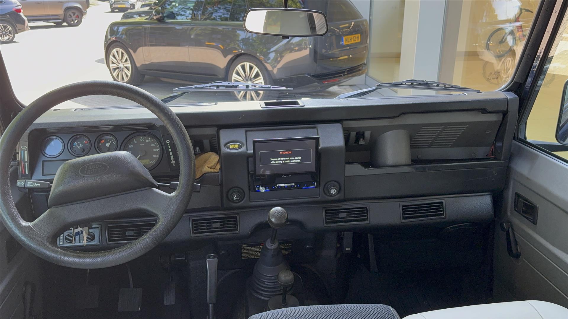 Land Rover Defender - foto 11