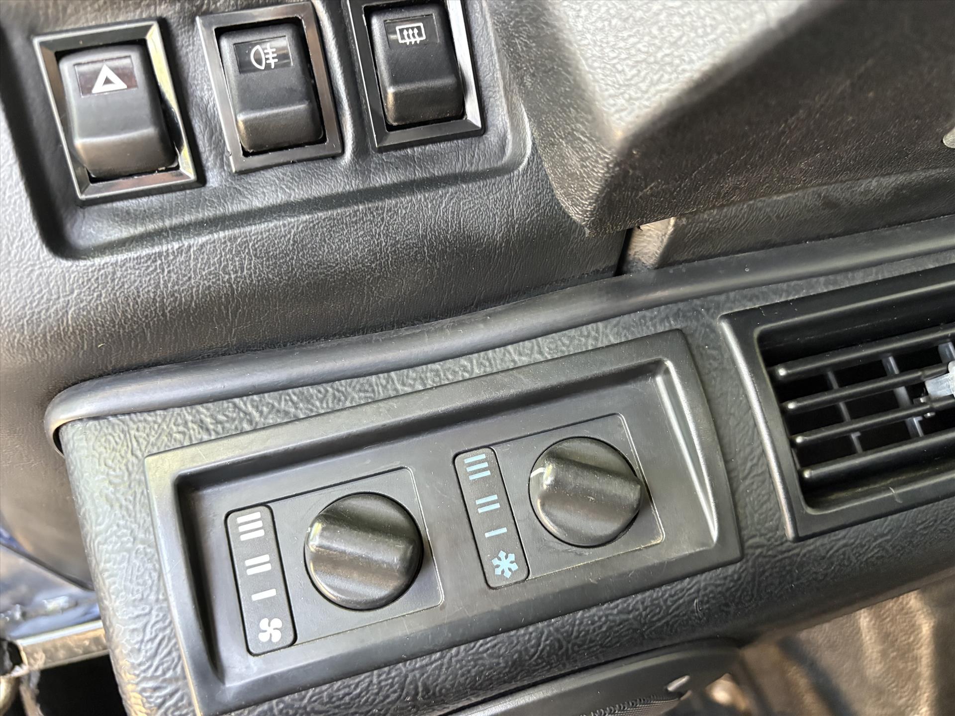 Land Rover Defender - foto 17