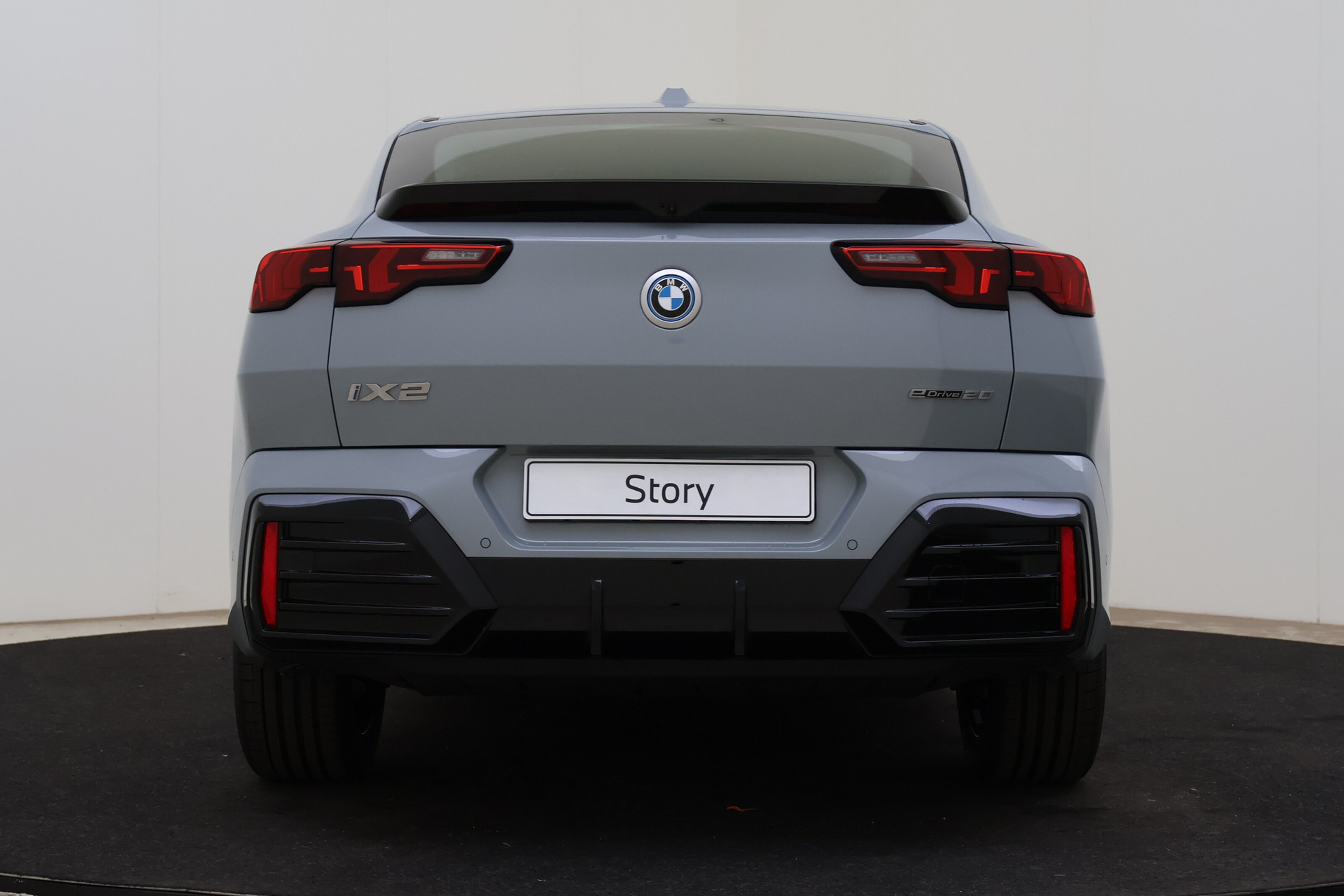 BMW iX2 eDrive20 M Sport
