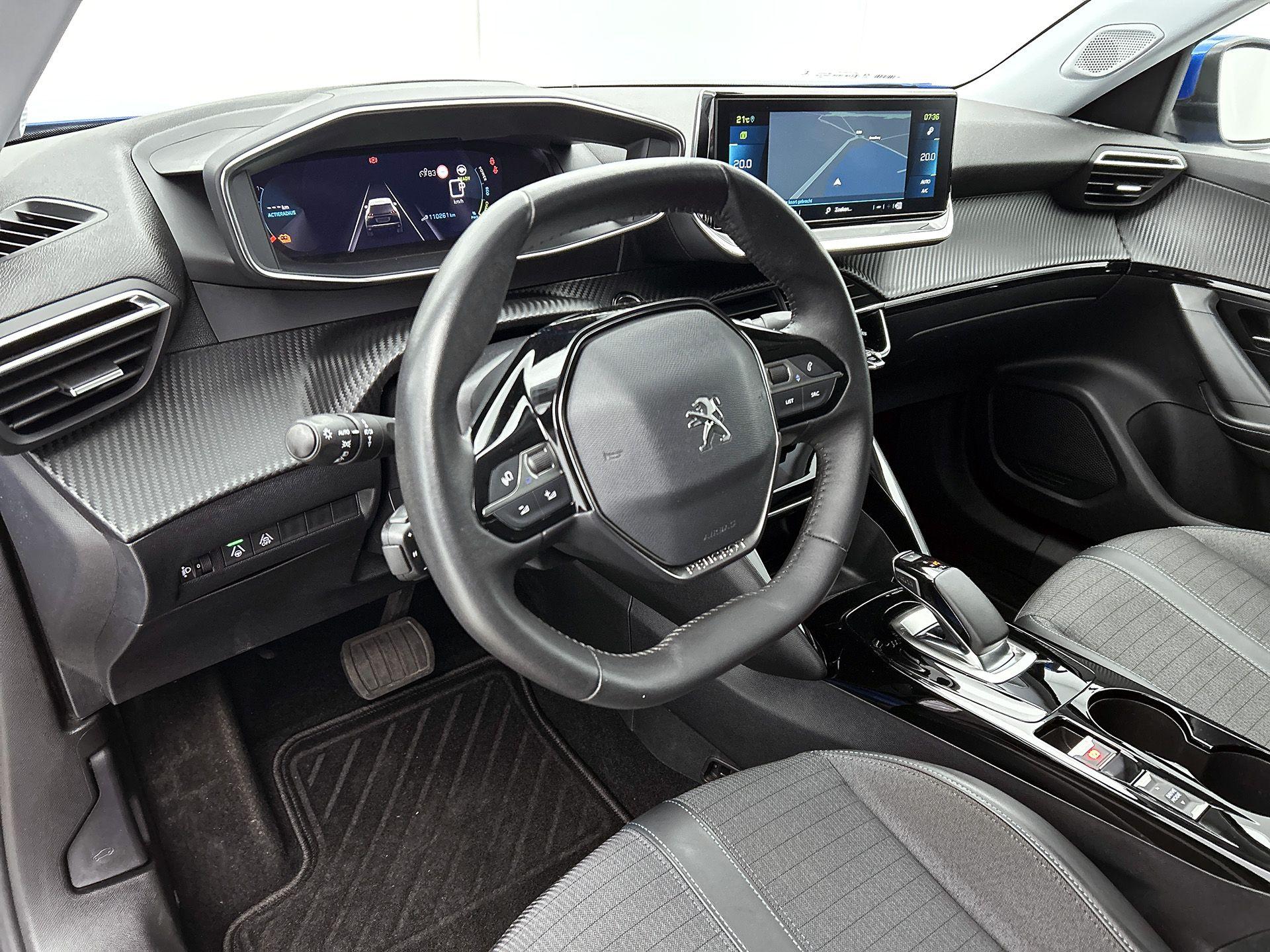 Peugeot e-2008