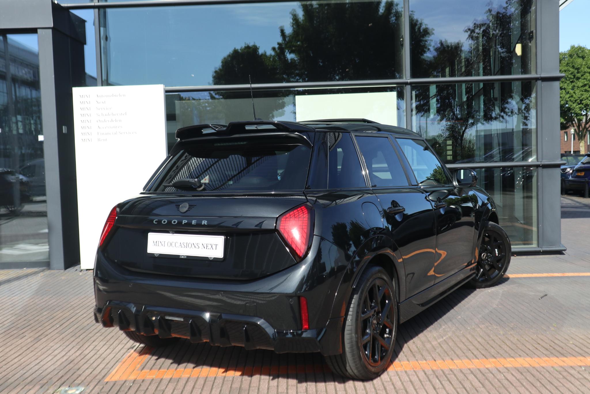 MINI 5-Deurs Cooper C - Afbeelding 2