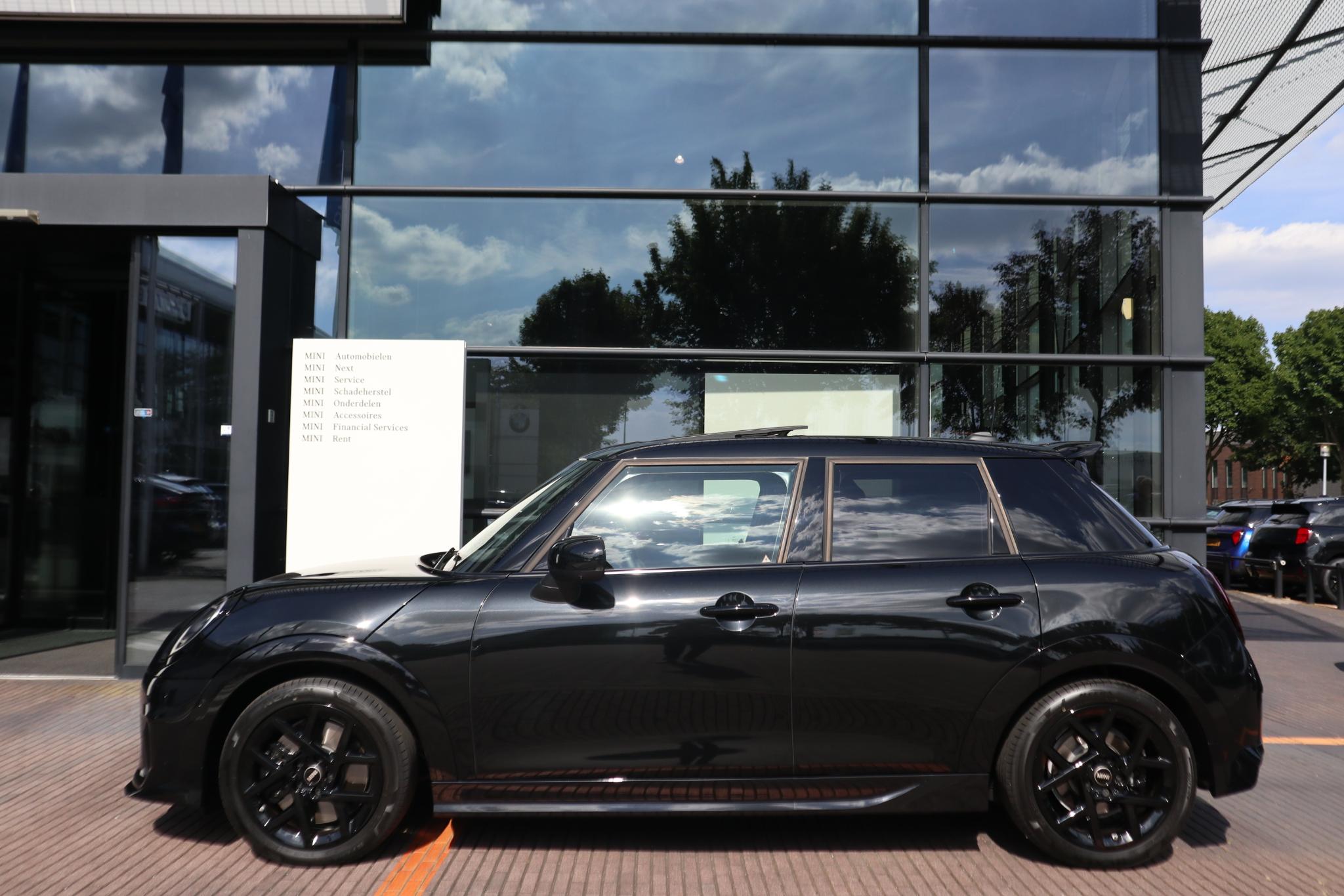 MINI 5-Deurs Cooper C - Afbeelding 3