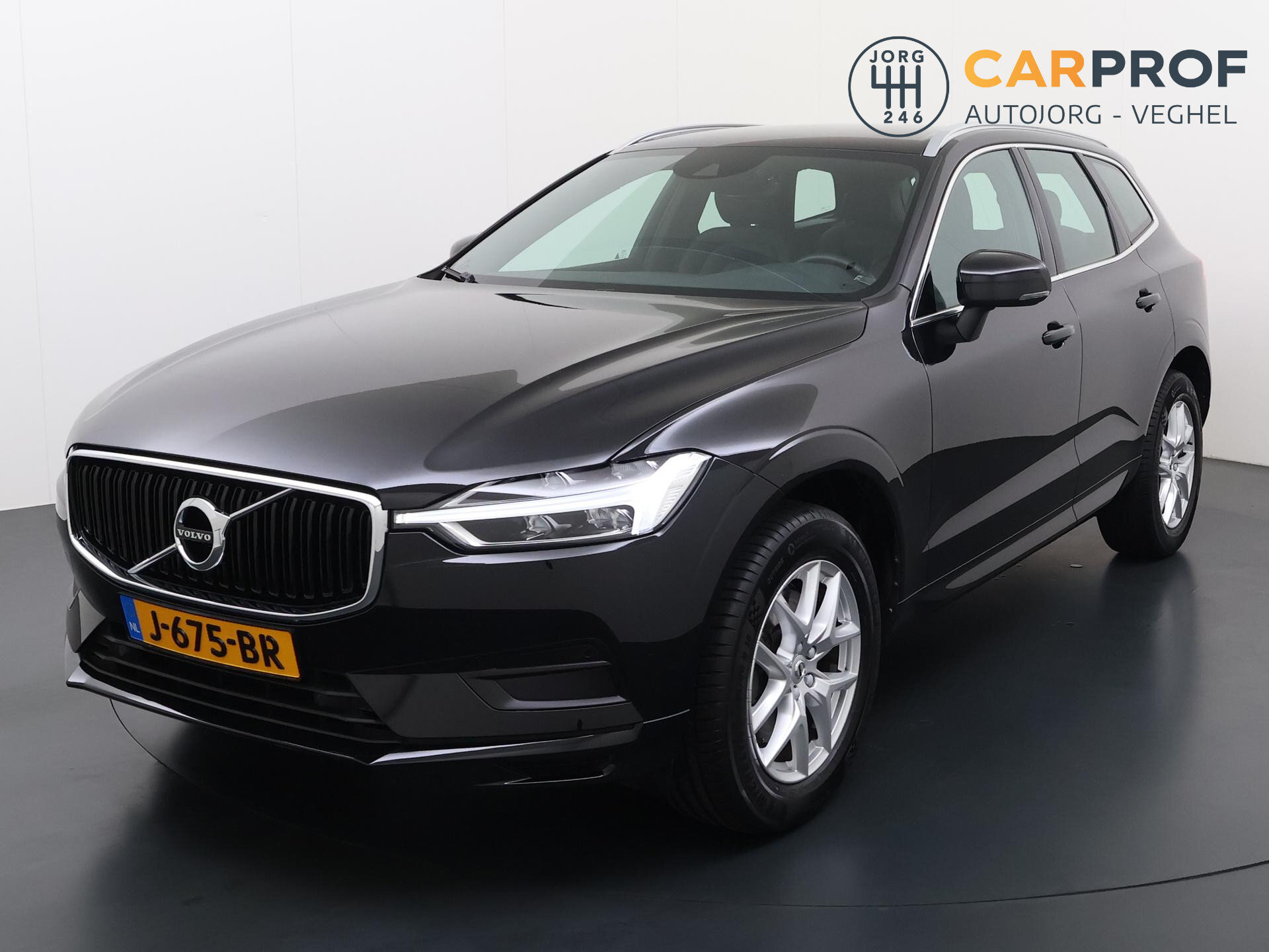 Volvo XC60 2.0 T4 Momentum Pro