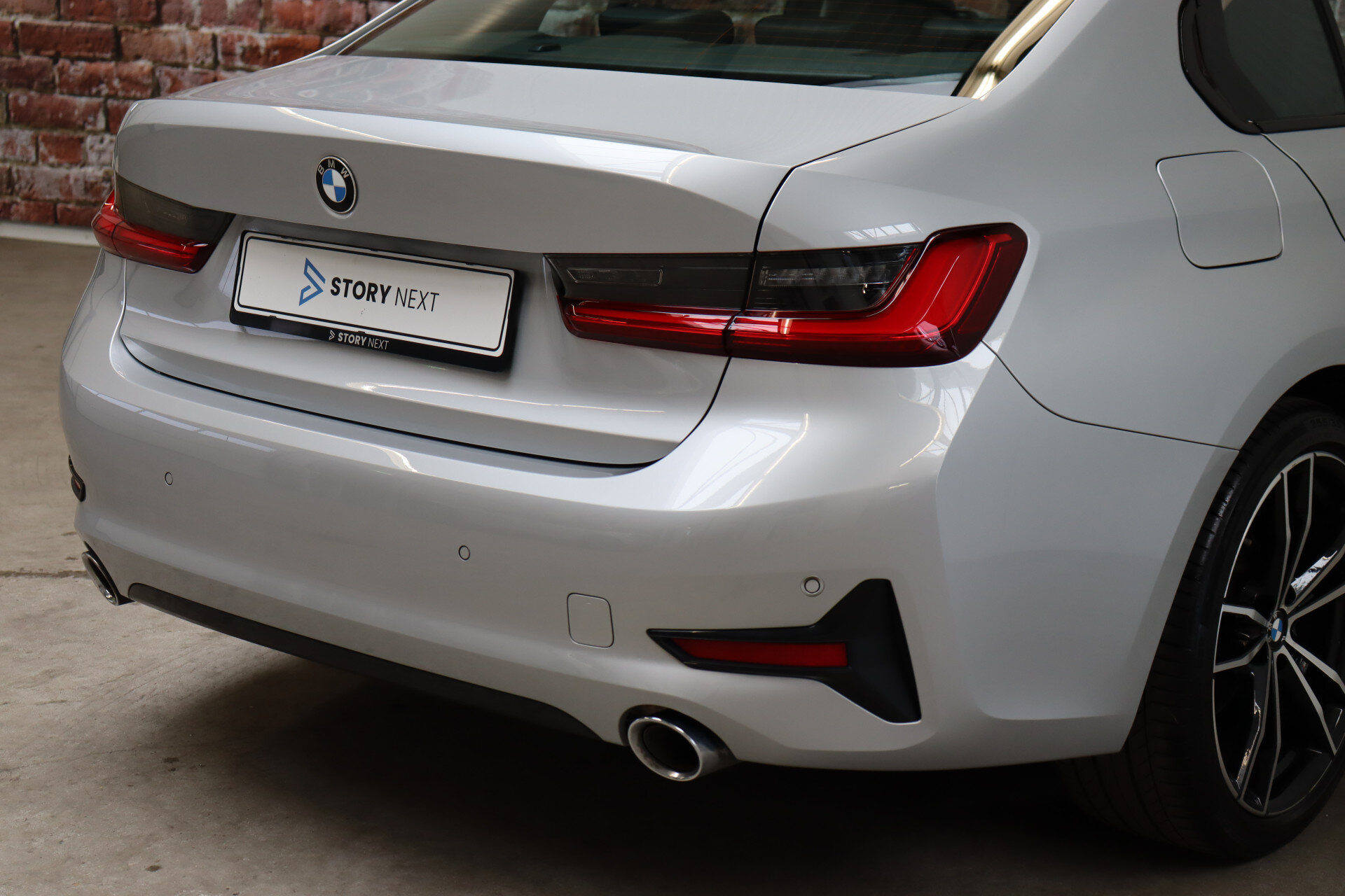 BMW 3 Serie Sedan 320i Executive Sport Line Automaat - Afbeelding 5