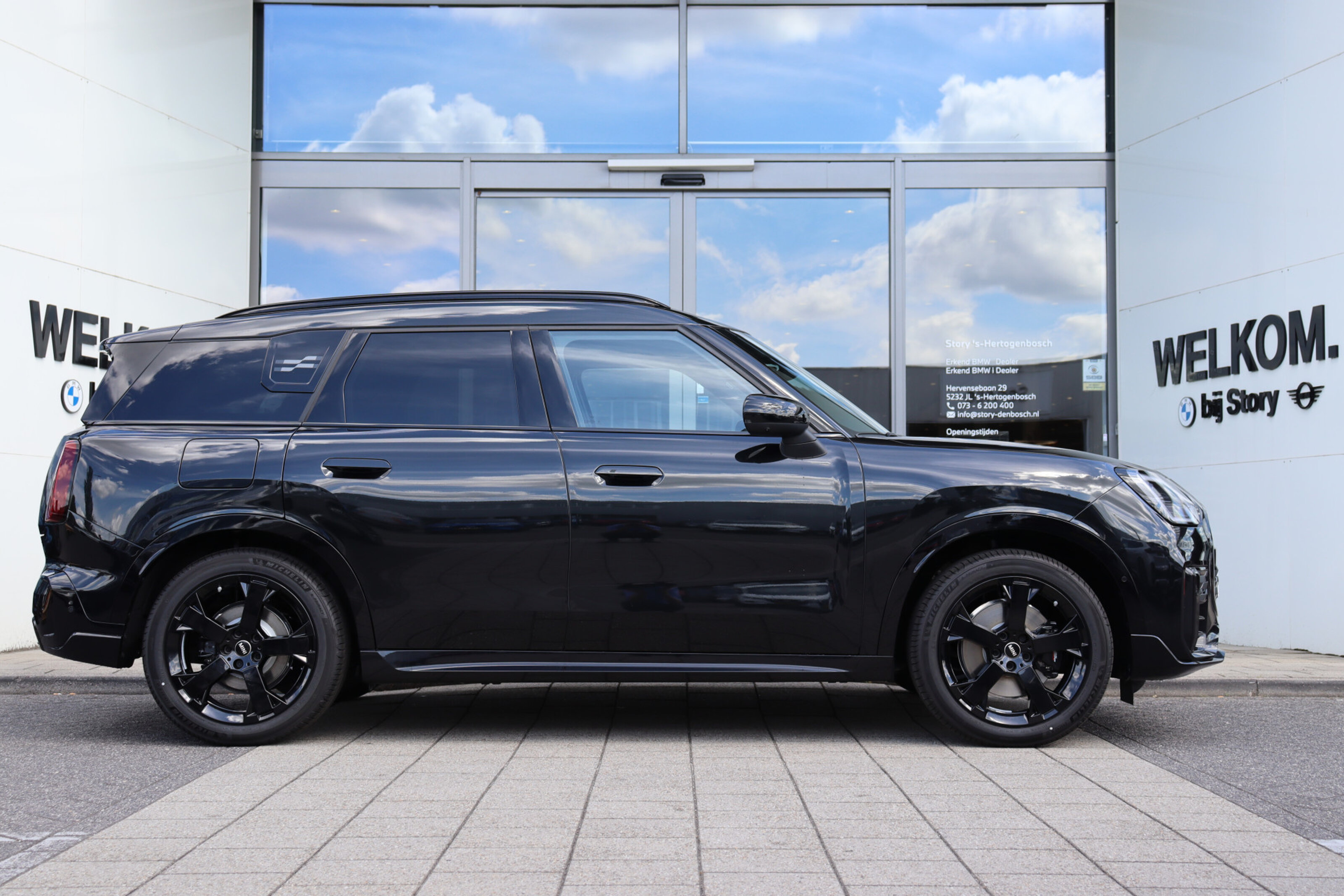 MINI Countryman 8