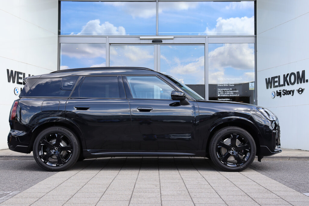 MINI Countryman 8