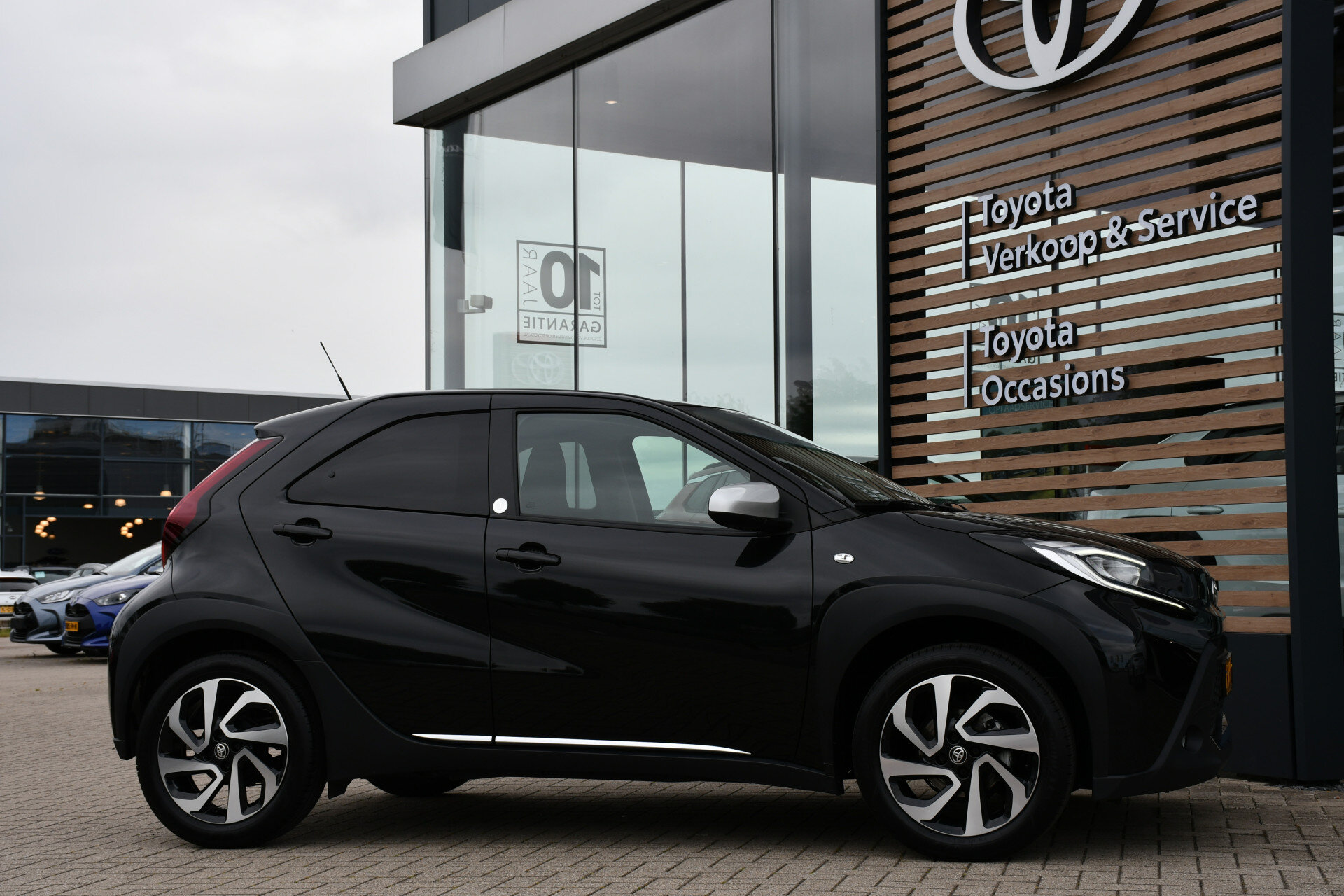 Toyota Aygo X 1.0 VVT-i S-CVT first Automaat 72pk - Afbeelding 3