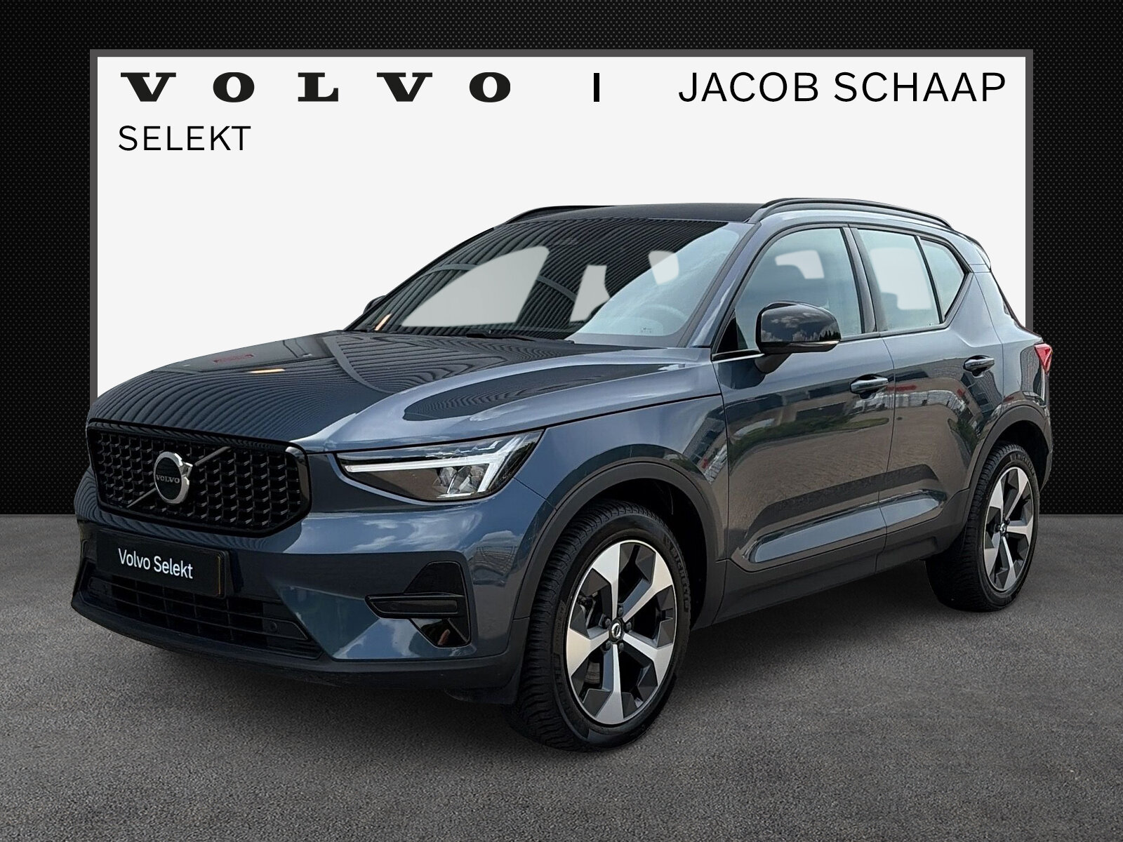Volvo XC40 2.0 B4 Plus Dark
