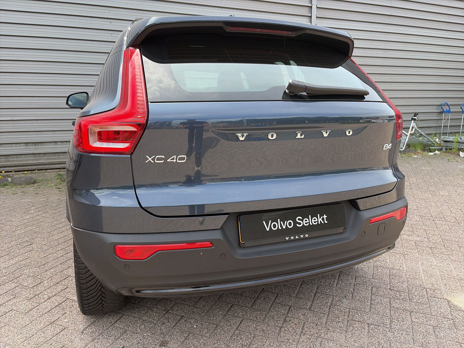 Volvo XC40 2.0 B4 Plus Dark - Afbeelding 5
