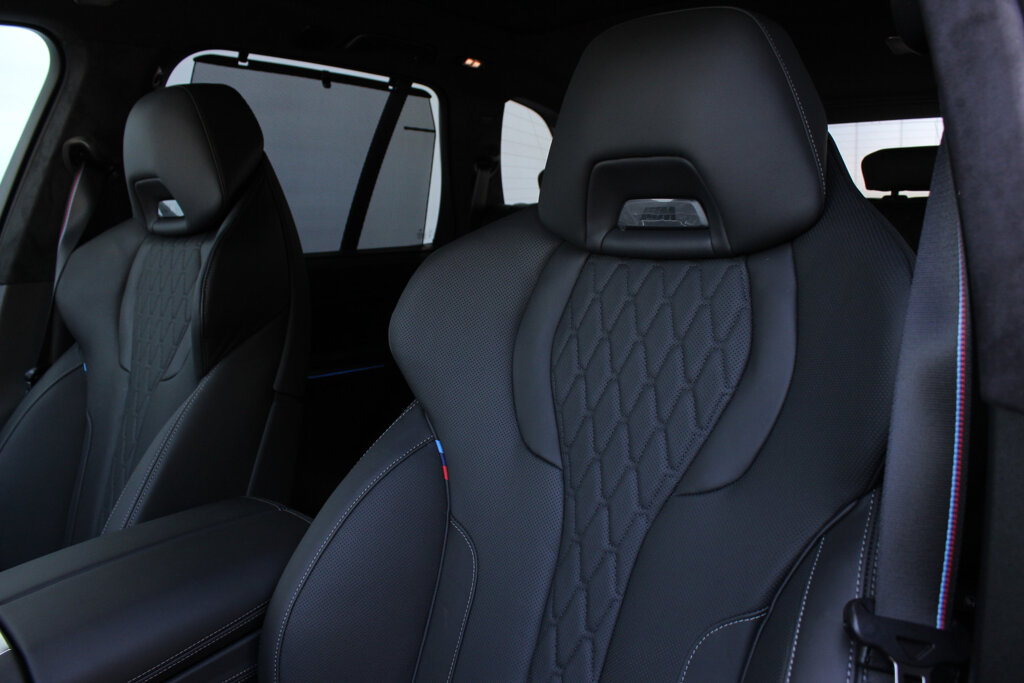 BMW X5 8