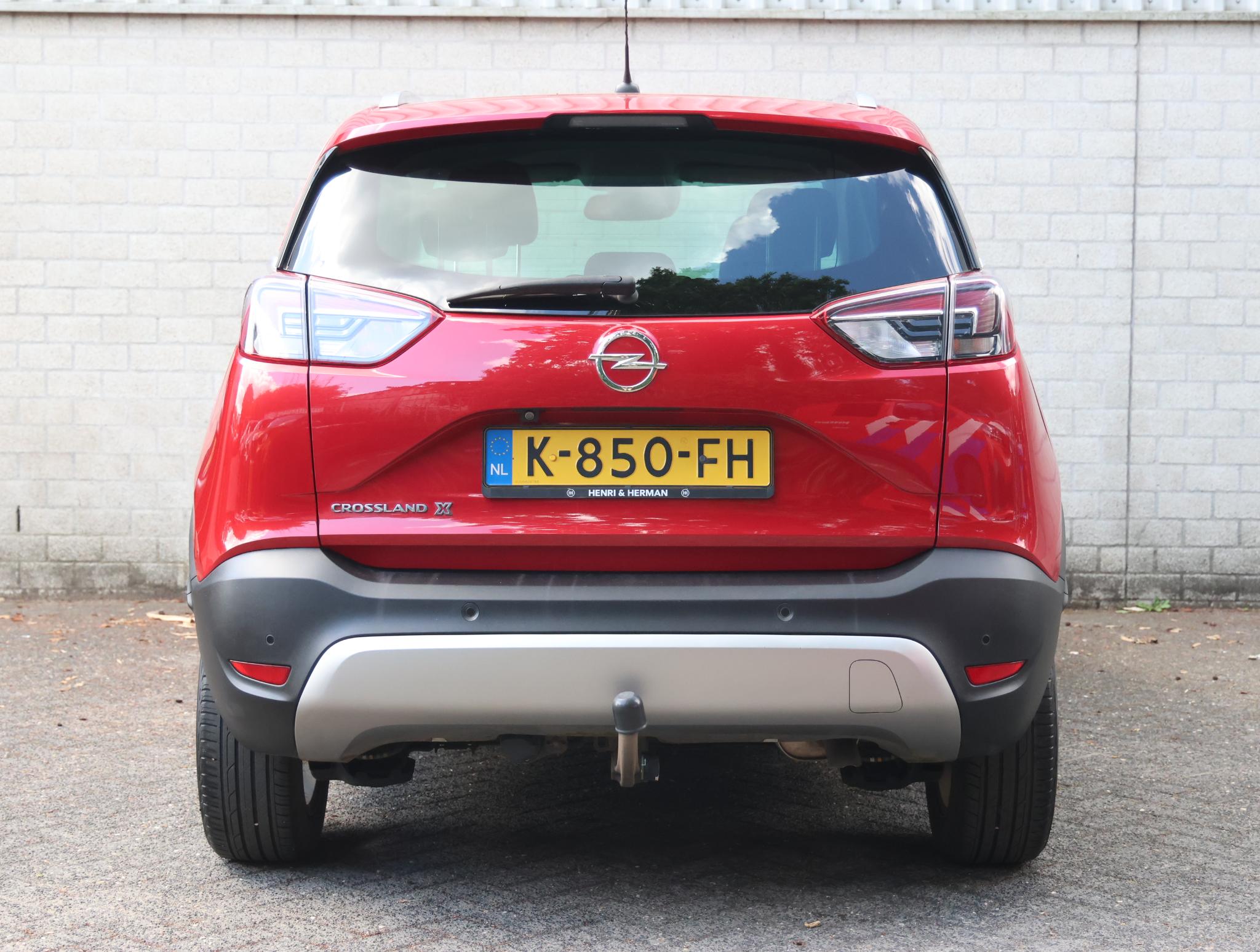 Opel Crossland X