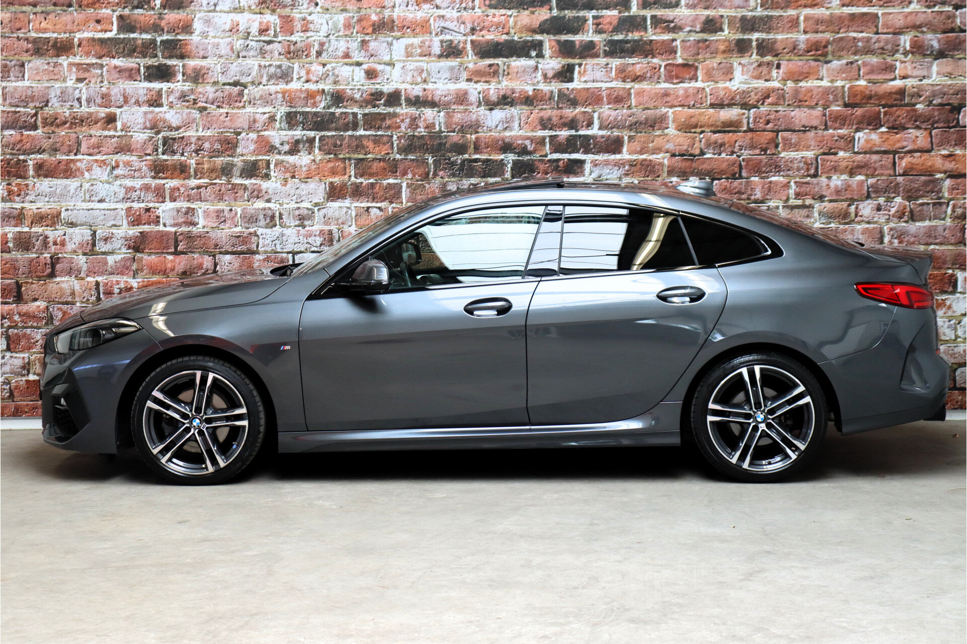 BMW 2 Serie Gran Coupé 218i High Executive M Sport Pakket Automaat - Afbeelding 3