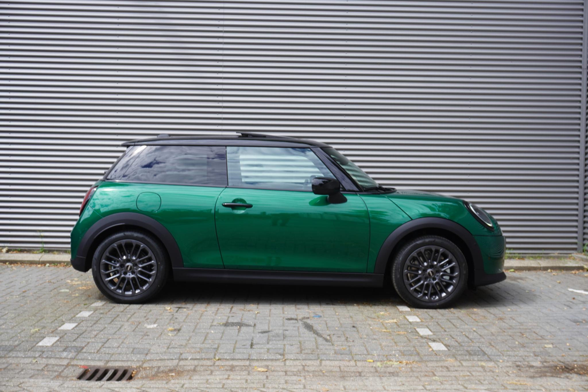 MINI 3-deurs 1.5 Cooper C Blackyard - Afbeelding 4