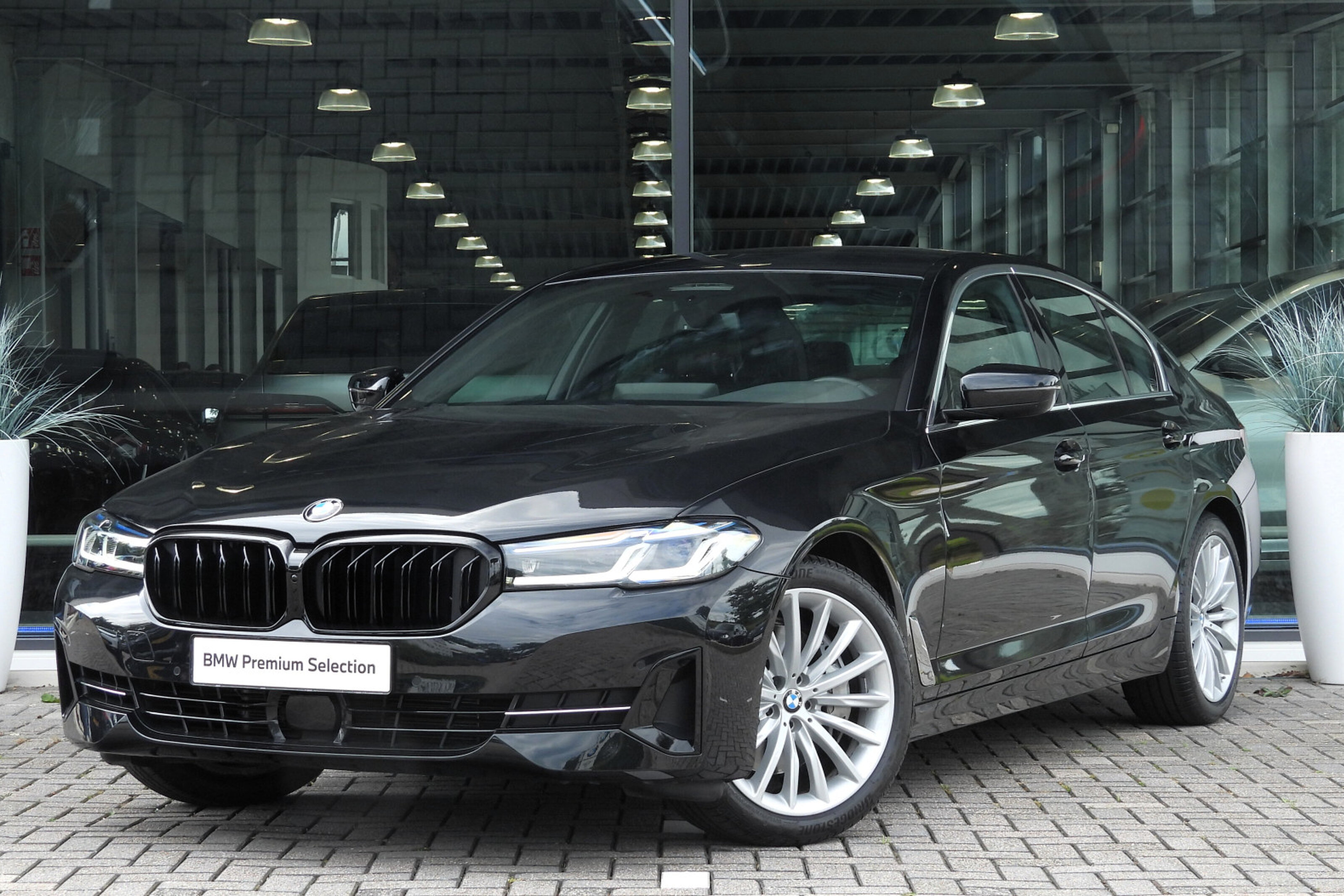 BMW 5 Serie 540i High Executive Automaat
