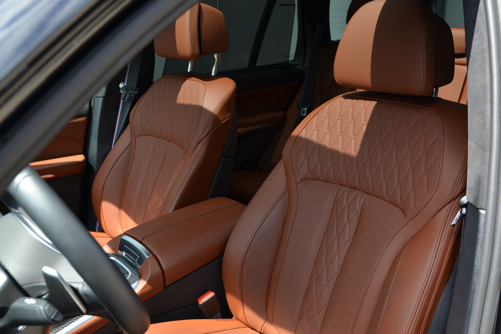 BMW X5 8