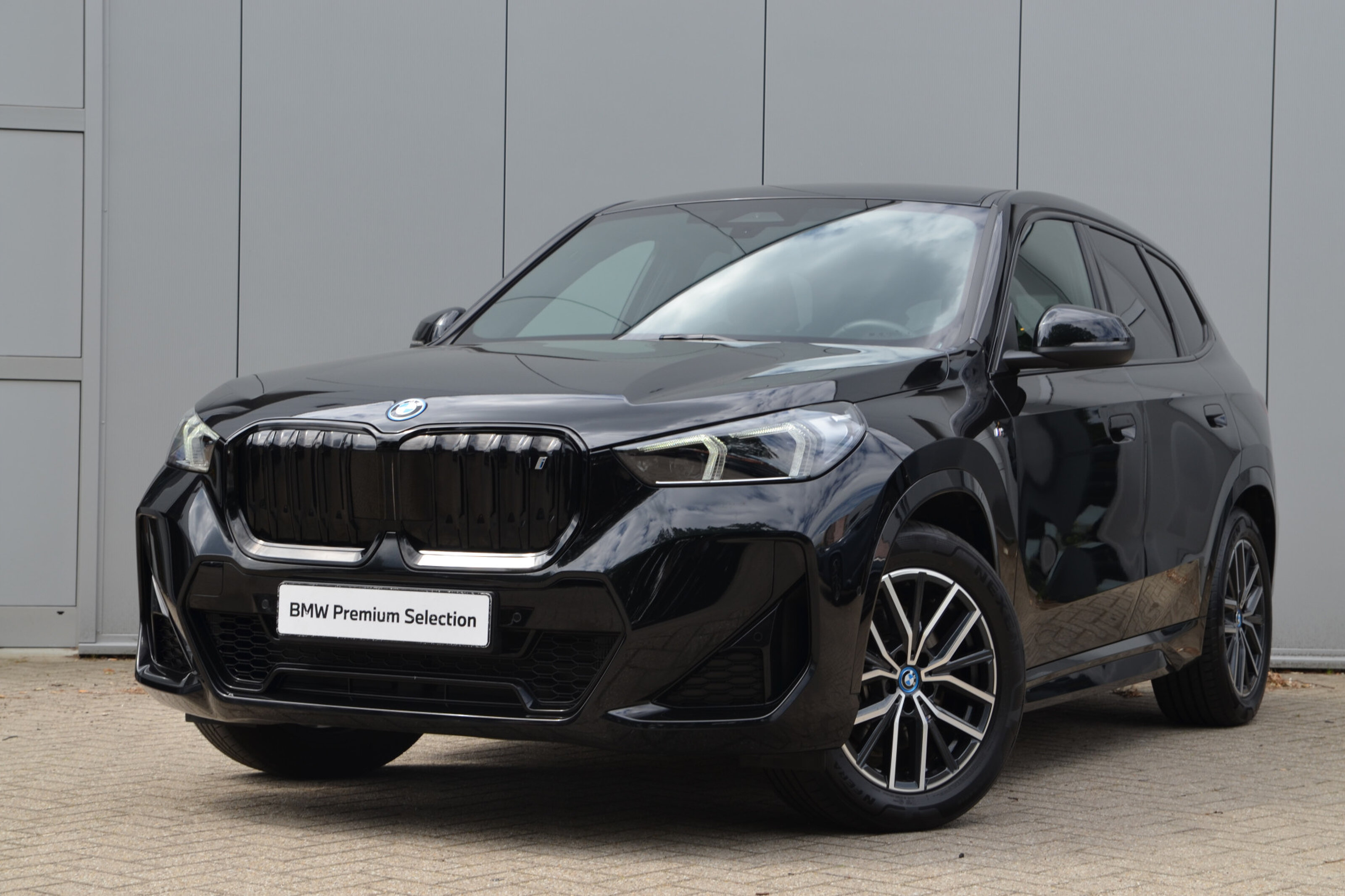 BMW iX1 xDrive30 M Sport