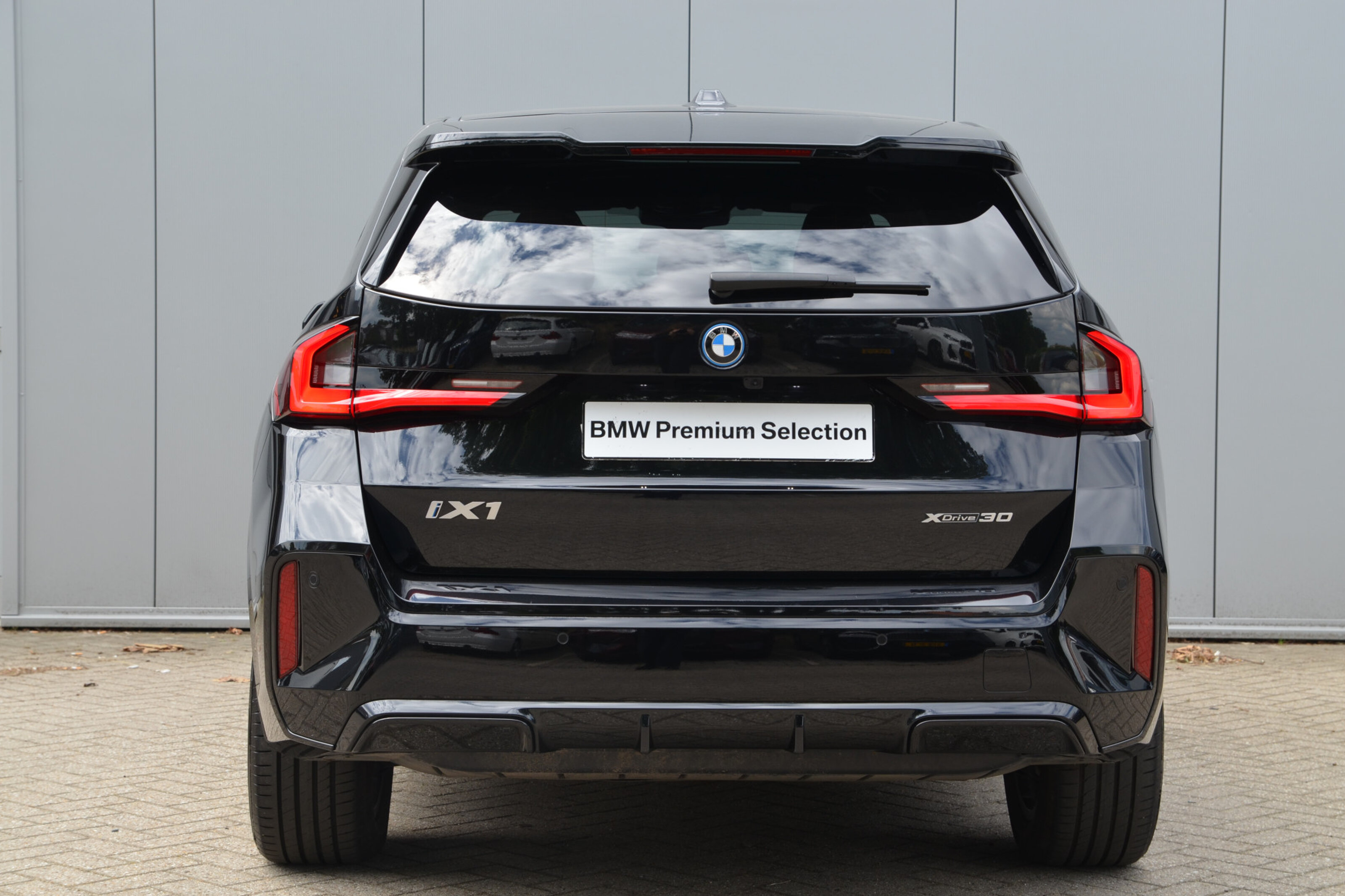 BMW iX1 xDrive30 M Sport