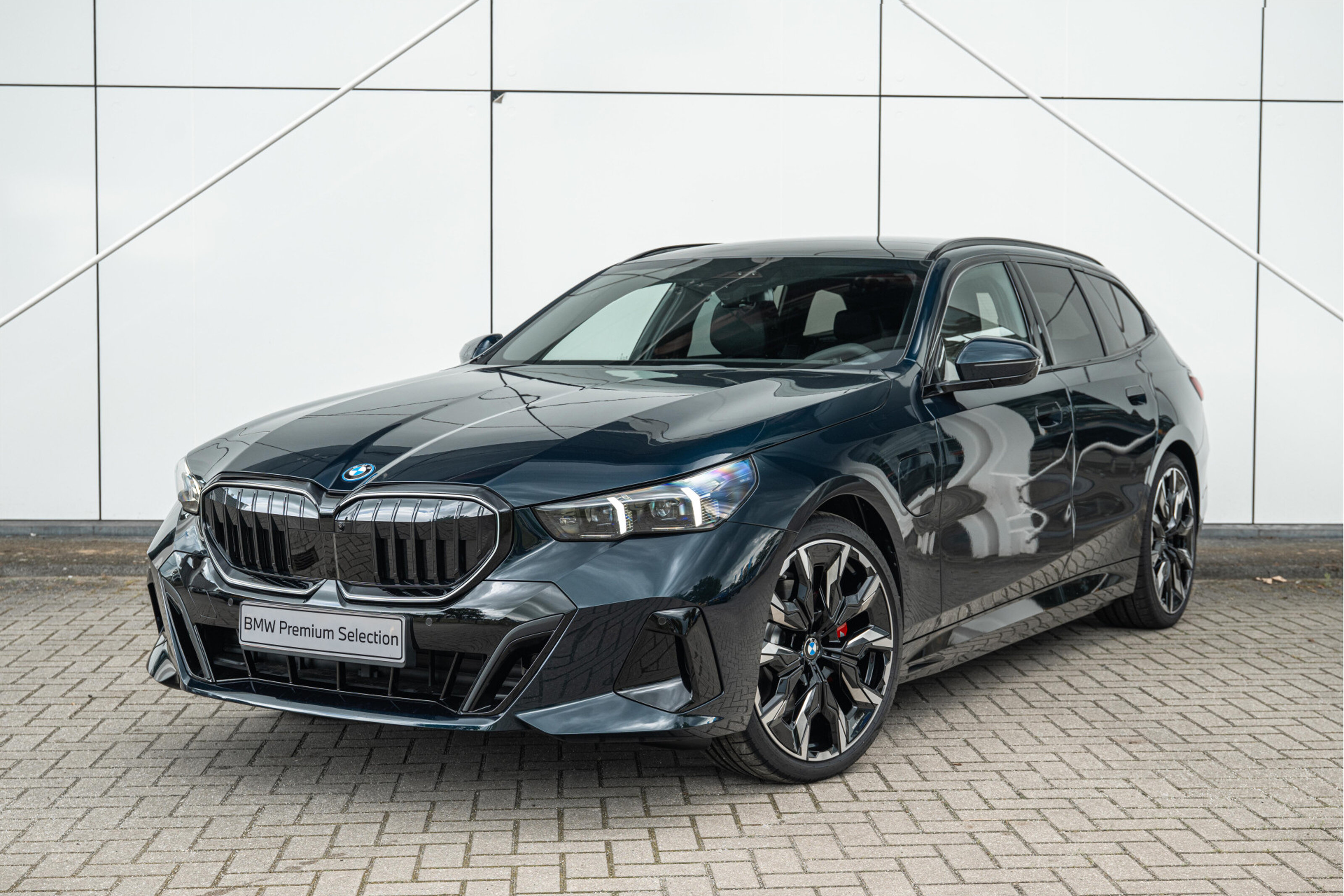 BMW 5 Serie Touring 530e M Sport Automaat
